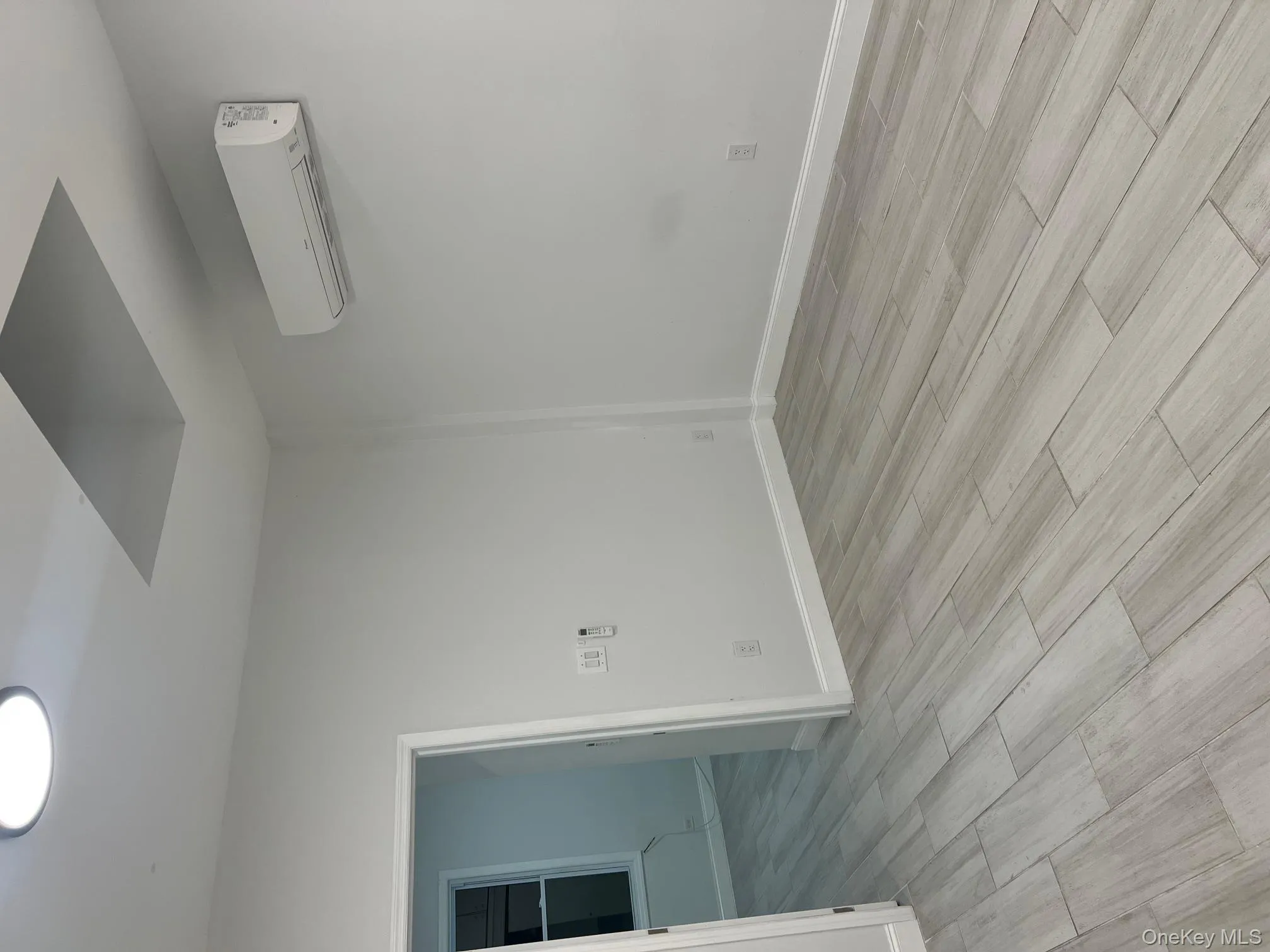 102-03 Northern Boulevard, New York, NY, 2 Bedrooms Bedrooms, 4 Rooms Rooms,1 BathroomBathrooms,Residential Lease,Idx,Northern,0,952001 102-03 Northern Boulevard, New York, NY, 2 Bedrooms Bedrooms, 4 Rooms Rooms,1 BathroomBathrooms,Residential Lease,Idx,Northern,0,952001