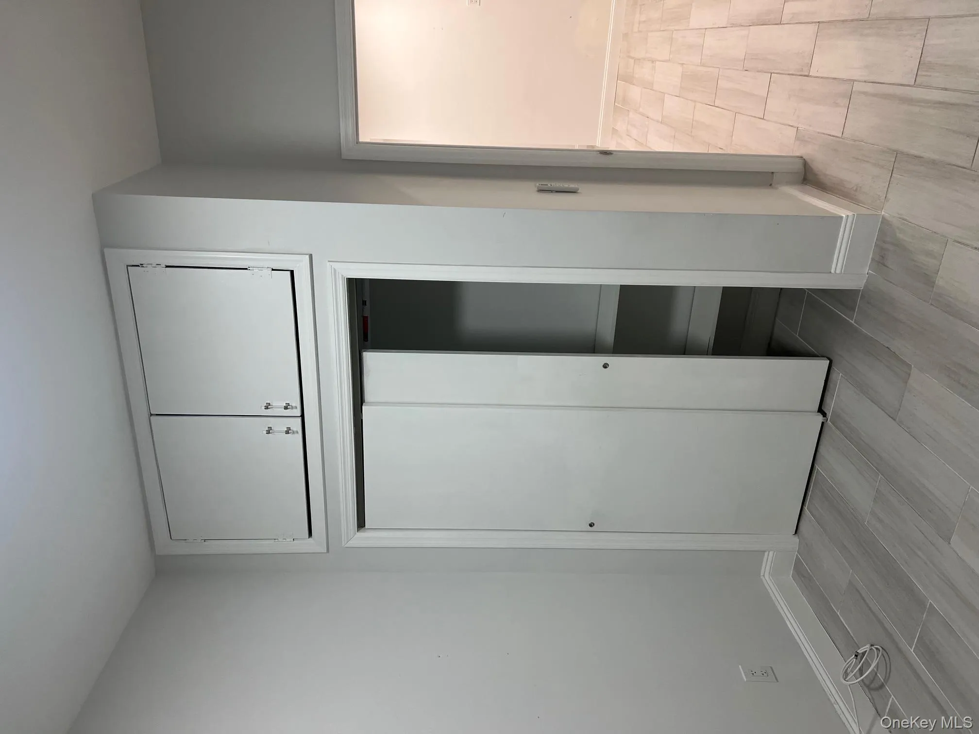 102-03 Northern Boulevard, New York, NY, 2 Bedrooms Bedrooms, 4 Rooms Rooms,1 BathroomBathrooms,Residential Lease,Idx,Northern,0,952001 102-03 Northern Boulevard, New York, NY, 2 Bedrooms Bedrooms, 4 Rooms Rooms,1 BathroomBathrooms,Residential Lease,Idx,Northern,0,952001