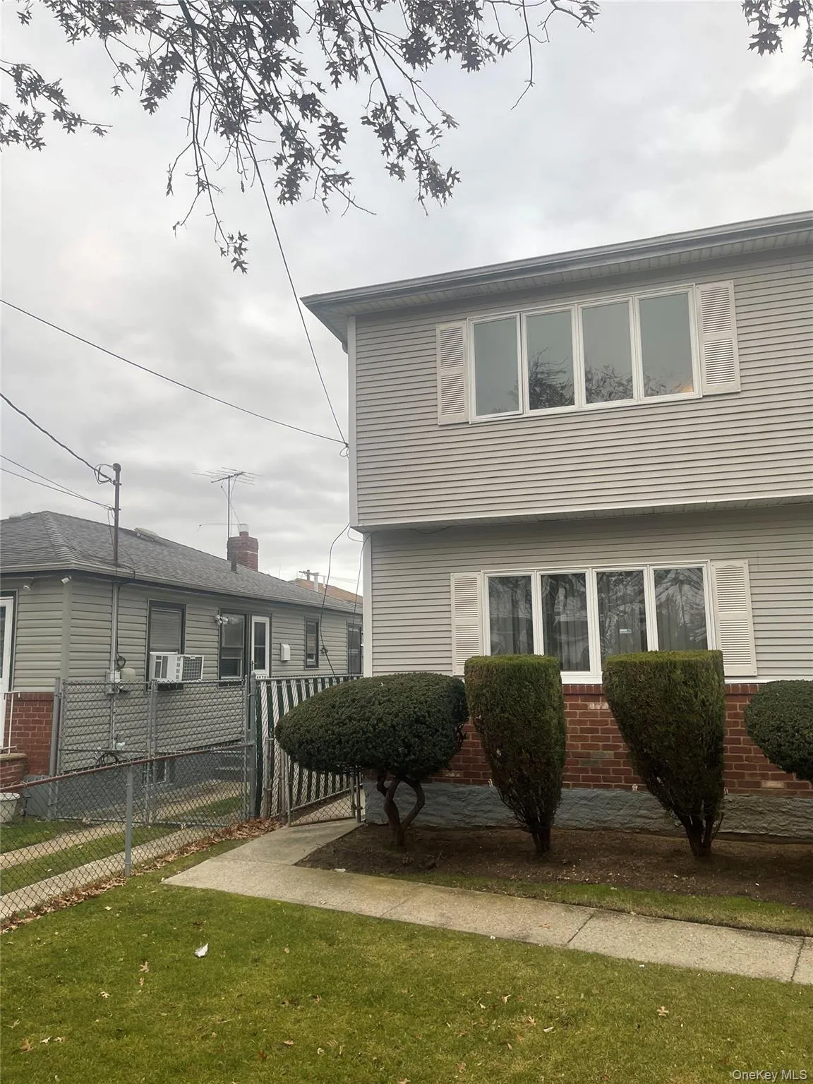 25720 148th Avenue, New York, NY, 3 Bedrooms Bedrooms, 6 Rooms Rooms,1 BathroomBathrooms,Residential Lease,For Rent,148th,0,952010 25720 148th Avenue, New York, NY, 3 Bedrooms Bedrooms, 6 Rooms Rooms,1 BathroomBathrooms,Residential Lease,For Rent,148th,0,952010