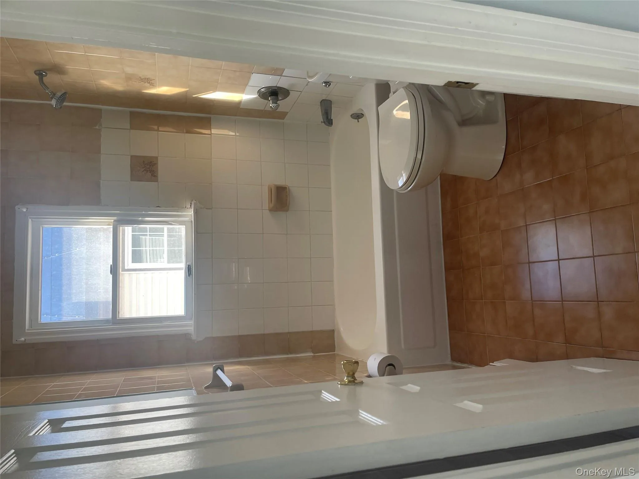 25720 148th Avenue, New York, NY, 3 Bedrooms Bedrooms, 6 Rooms Rooms,1 BathroomBathrooms,Residential Lease,For Rent,148th,0,952010 25720 148th Avenue, New York, NY, 3 Bedrooms Bedrooms, 6 Rooms Rooms,1 BathroomBathrooms,Residential Lease,For Rent,148th,0,952010