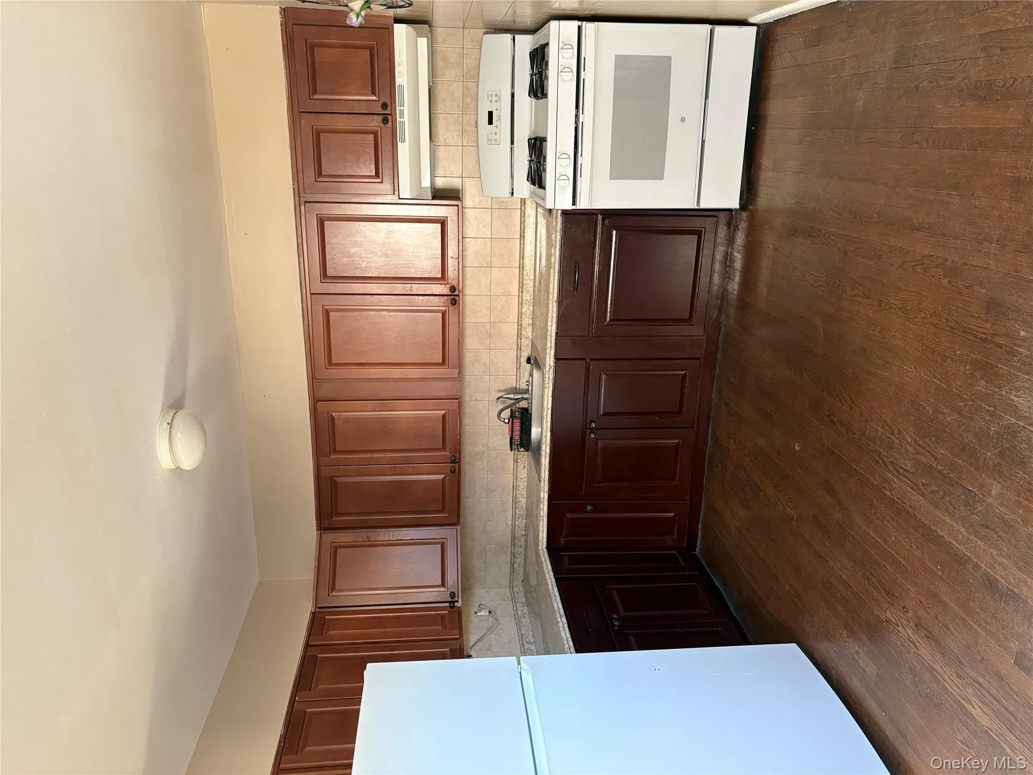 475 Marconi Boulevard, Babylon, NY, 2 Bedrooms Bedrooms, 4 Rooms Rooms,1 BathroomBathrooms,Residential Lease,Idx,Marconi,0,952067 475 Marconi Boulevard, Babylon, NY, 2 Bedrooms Bedrooms, 4 Rooms Rooms,1 BathroomBathrooms,Residential Lease,Idx,Marconi,0,952067