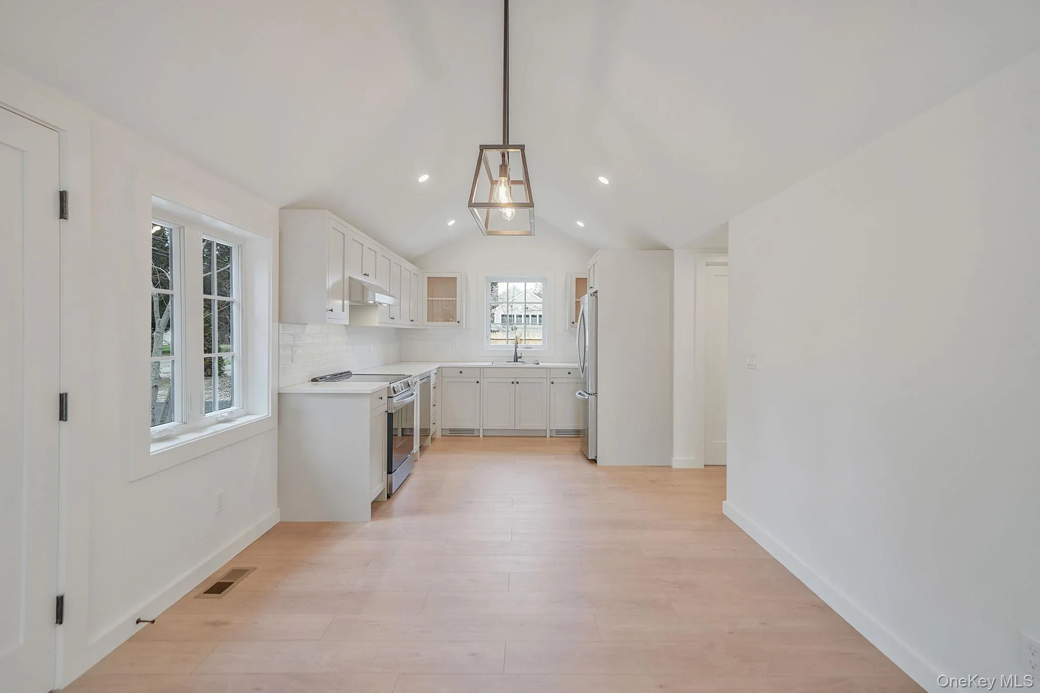 23 Roosevelt Boulevard, Brookhaven, NY, 2 Bedrooms Bedrooms, 5 Rooms Rooms,2 BathroomsBathrooms,Residential Lease,Idx,Roosevelt,0,952088 23 Roosevelt Boulevard, Brookhaven, NY, 2 Bedrooms Bedrooms, 5 Rooms Rooms,2 BathroomsBathrooms,Residential Lease,Idx,Roosevelt,0,952088