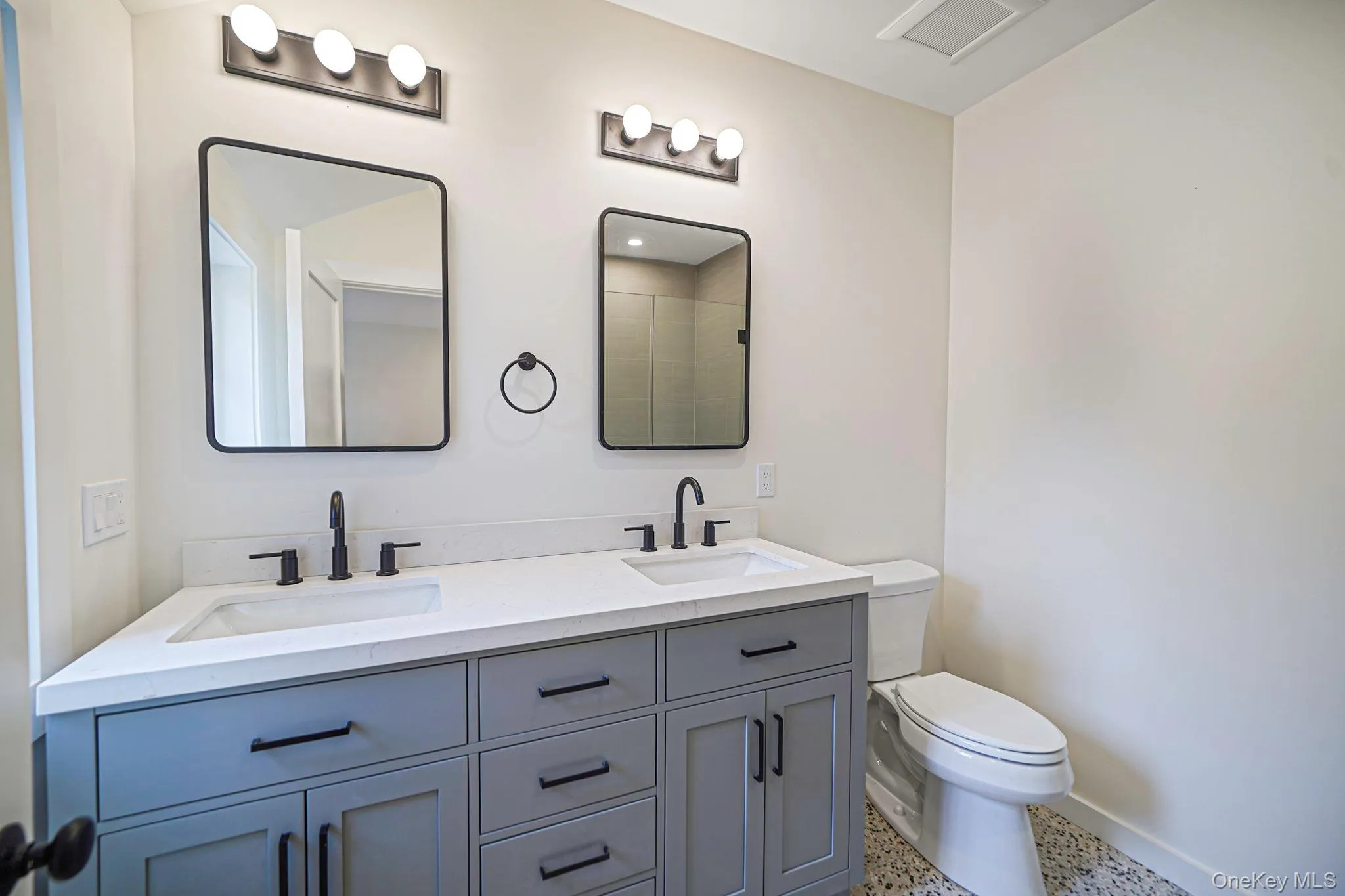 23 Roosevelt Boulevard, Brookhaven, NY, 2 Bedrooms Bedrooms, 5 Rooms Rooms,2 BathroomsBathrooms,Residential Lease,Idx,Roosevelt,0,952088 23 Roosevelt Boulevard, Brookhaven, NY, 2 Bedrooms Bedrooms, 5 Rooms Rooms,2 BathroomsBathrooms,Residential Lease,Idx,Roosevelt,0,952088