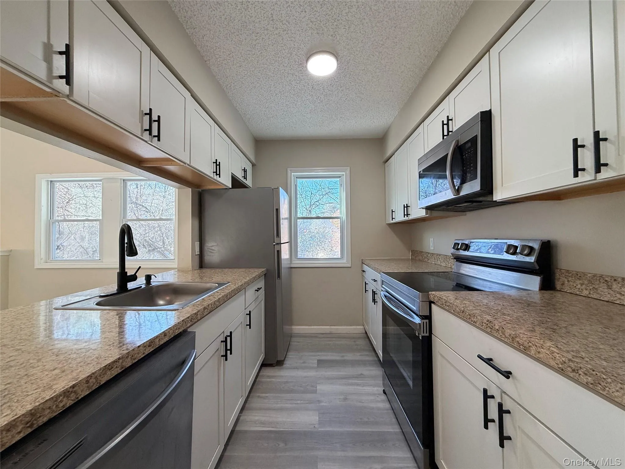 4 Edelweiss Drive, Fallsburg, NY, 2 Bedrooms Bedrooms, 8 Rooms Rooms,1 BathroomBathrooms,Residential Lease,Idx,Edelweiss,0,952115 4 Edelweiss Drive, Fallsburg, NY, 2 Bedrooms Bedrooms, 8 Rooms Rooms,1 BathroomBathrooms,Residential Lease,Idx,Edelweiss,0,952115