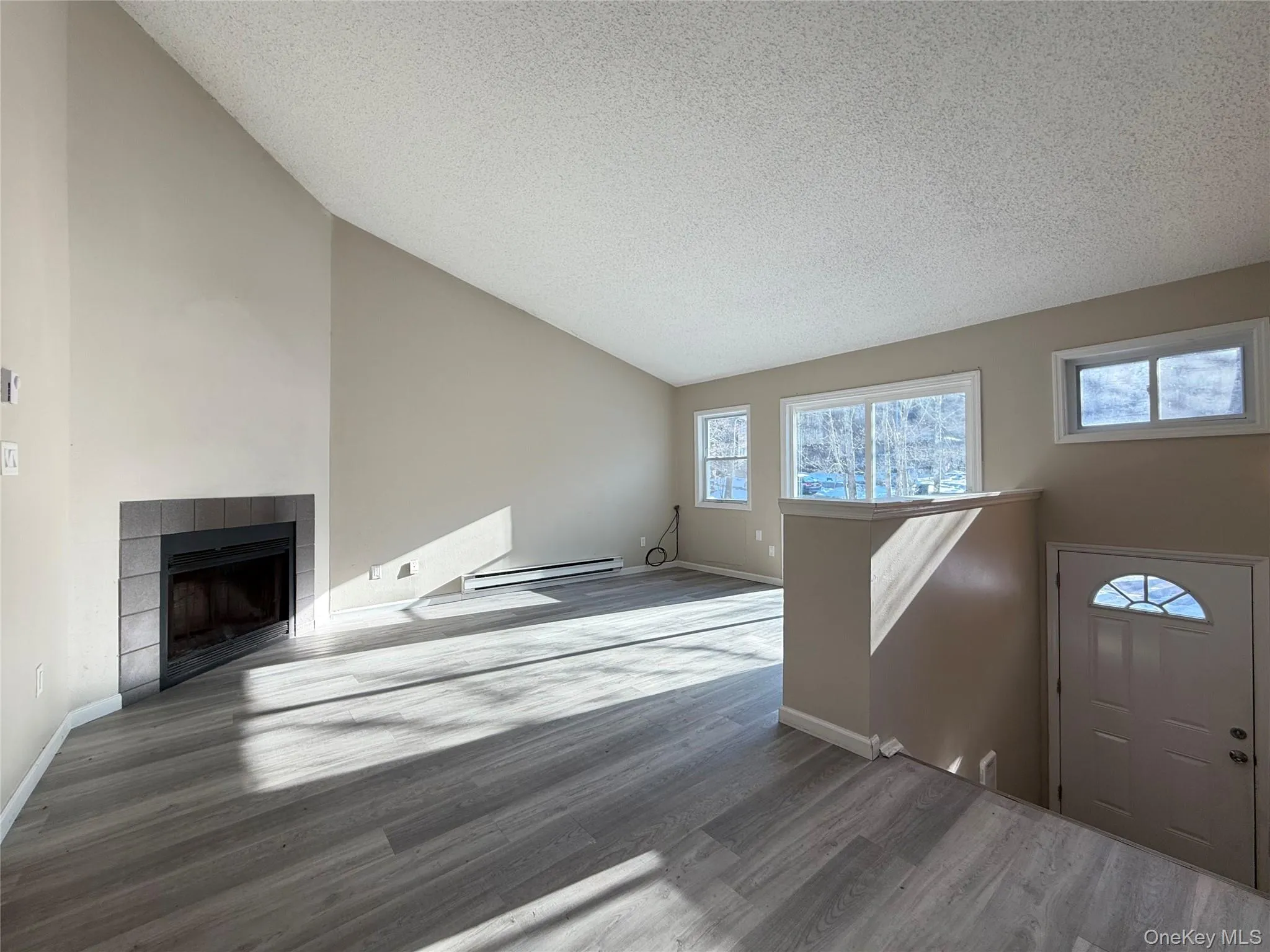 4 Edelweiss Drive, Fallsburg, NY, 2 Bedrooms Bedrooms, 8 Rooms Rooms,1 BathroomBathrooms,Residential Lease,Idx,Edelweiss,0,952115 4 Edelweiss Drive, Fallsburg, NY, 2 Bedrooms Bedrooms, 8 Rooms Rooms,1 BathroomBathrooms,Residential Lease,Idx,Edelweiss,0,952115