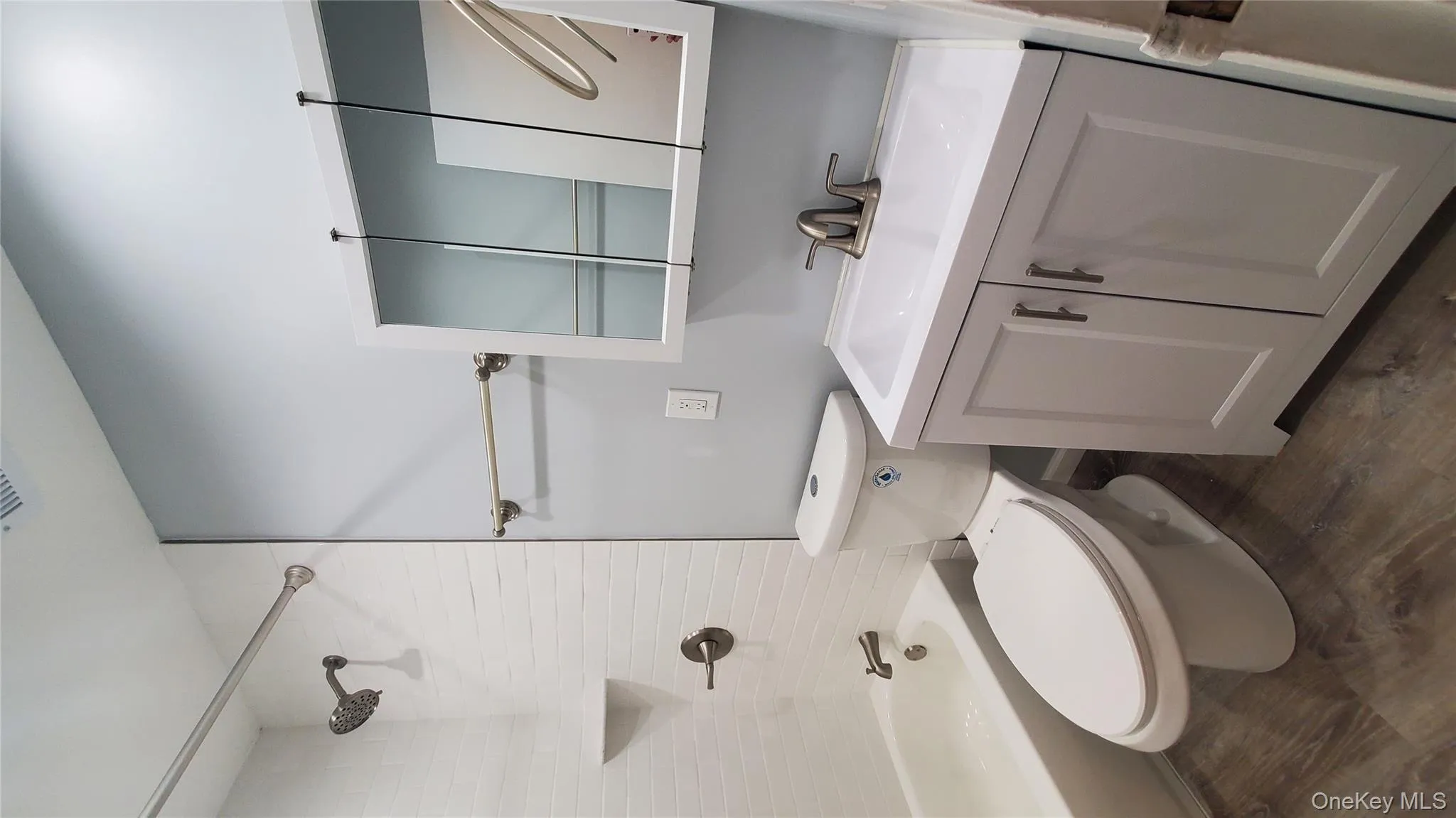 11 Laramie Court, Brookhaven, NY, 1 Bedroom Bedrooms, 4 Rooms Rooms,1 BathroomBathrooms,Residential Lease,For Rent,Laramie,0,952126 11 Laramie Court, Brookhaven, NY, 1 Bedroom Bedrooms, 4 Rooms Rooms,1 BathroomBathrooms,Residential Lease,For Rent,Laramie,0,952126