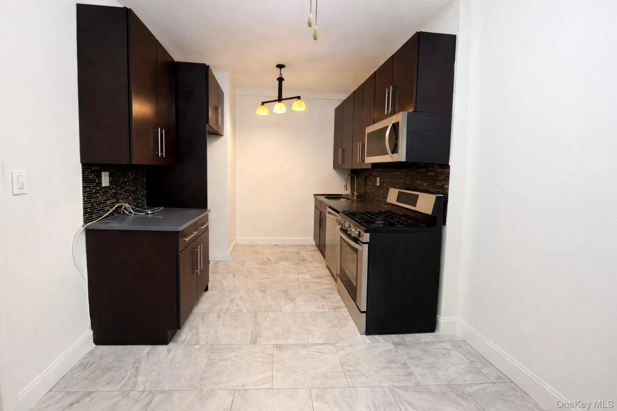 5 Circuit Road, New Rochelle, NY, 2 Bedrooms Bedrooms, 4 Rooms Rooms,1 BathroomBathrooms,Residential,For Rent,Circuit,0,952168 5 Circuit Road, New Rochelle, NY, 2 Bedrooms Bedrooms, 4 Rooms Rooms,1 BathroomBathrooms,Residential,For Rent,Circuit,0,952168