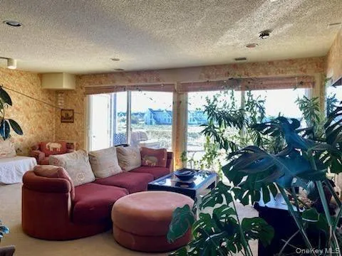 23 Fort Pond Road, East Hampton, NY, 1 Bedroom Bedrooms, 3 Rooms Rooms,1 BathroomBathrooms,Residential Lease,For Rent,Fort Pond,0,952175 23 Fort Pond Road, East Hampton, NY, 1 Bedroom Bedrooms, 3 Rooms Rooms,1 BathroomBathrooms,Residential Lease,For Rent,Fort Pond,0,952175