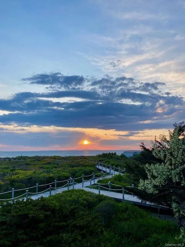 23 Fort Pond Road, East Hampton, NY, 1 Bedroom Bedrooms, 3 Rooms Rooms,1 BathroomBathrooms,Residential Lease,For Rent,Fort Pond,0,952175 23 Fort Pond Road, East Hampton, NY, 1 Bedroom Bedrooms, 3 Rooms Rooms,1 BathroomBathrooms,Residential Lease,For Rent,Fort Pond,0,952175