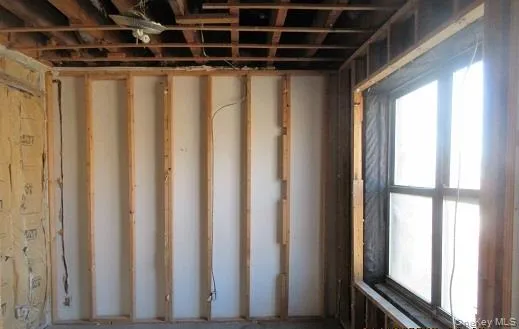 108 Division Avenue, New York, NY, 3 Bedrooms Bedrooms, 5 Rooms Rooms,1 BathroomBathrooms,Residential,For Rent,Division,0,952181 108 Division Avenue, New York, NY, 3 Bedrooms Bedrooms, 5 Rooms Rooms,1 BathroomBathrooms,Residential,For Rent,Division,0,952181