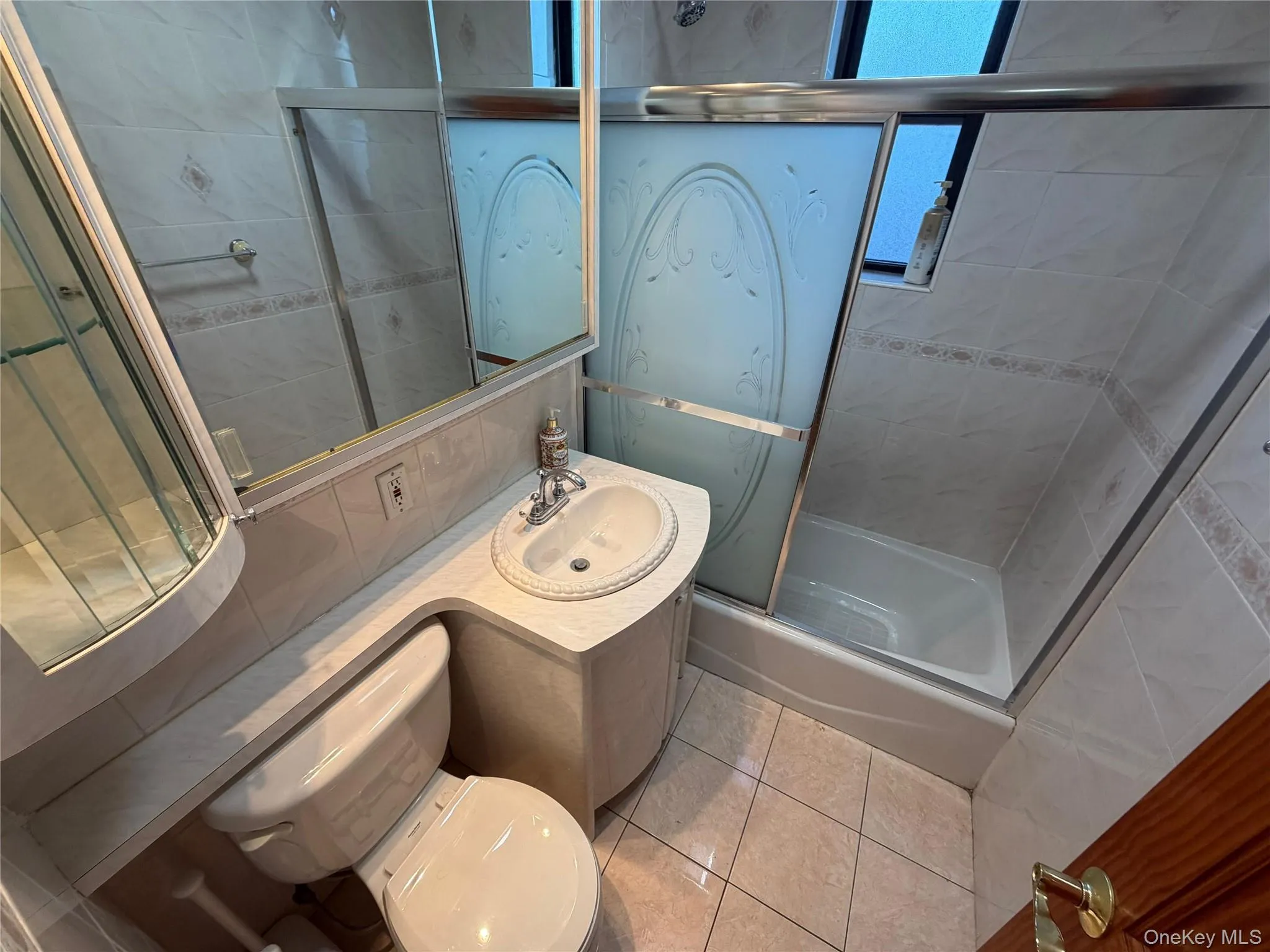 99-63 66th Avenue, New York, NY, 2 Bedrooms Bedrooms, 4 Rooms Rooms,1 BathroomBathrooms,Residential,For Rent,66th,0,952219 99-63 66th Avenue, New York, NY, 2 Bedrooms Bedrooms, 4 Rooms Rooms,1 BathroomBathrooms,Residential,For Rent,66th,0,952219