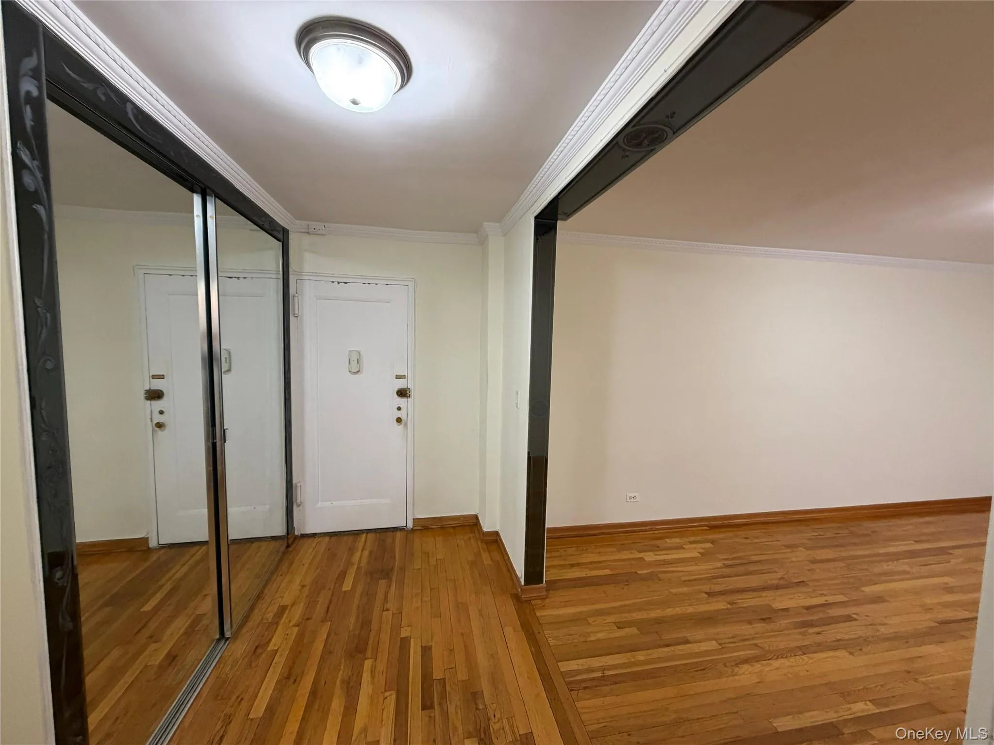 99-63 66th Avenue, New York, NY, 2 Bedrooms Bedrooms, 4 Rooms Rooms,1 BathroomBathrooms,Residential,For Rent,66th,0,952219 99-63 66th Avenue, New York, NY, 2 Bedrooms Bedrooms, 4 Rooms Rooms,1 BathroomBathrooms,Residential,For Rent,66th,0,952219