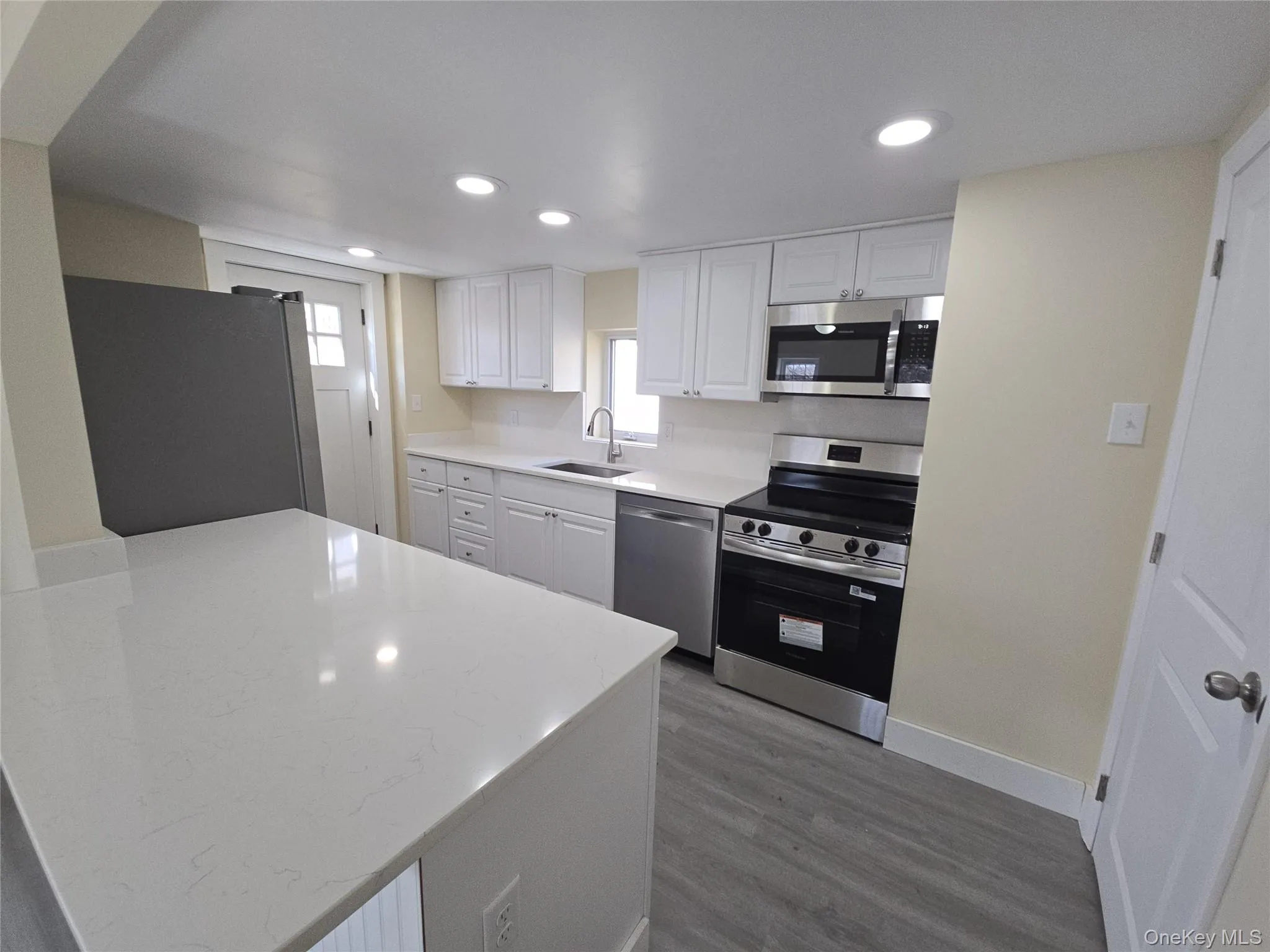 647 County Route 78, Middletown, NY, 3 Bedrooms Bedrooms, 6 Rooms Rooms,1 BathroomBathrooms,Residential Lease,For Rent,County Route 78,0,952230 647 County Route 78, Middletown, NY, 3 Bedrooms Bedrooms, 6 Rooms Rooms,1 BathroomBathrooms,Residential Lease,For Rent,County Route 78,0,952230