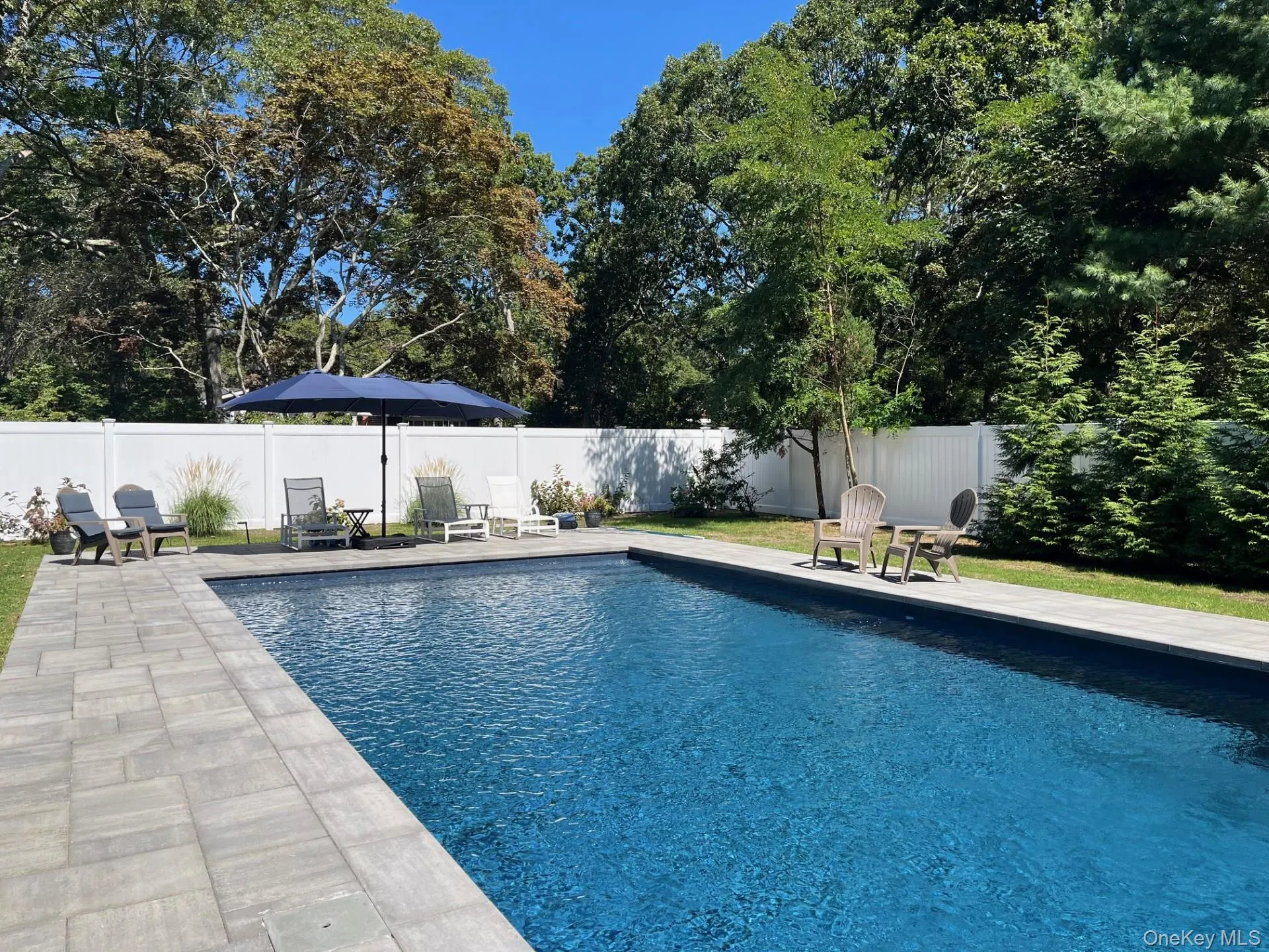 7 Huckleberry Lane, Southampton, NY, 4 Bedrooms Bedrooms, 7 Rooms Rooms,2 BathroomsBathrooms,Residential Lease,For Rent,Huckleberry,0,952253 7 Huckleberry Lane, Southampton, NY, 4 Bedrooms Bedrooms, 7 Rooms Rooms,2 BathroomsBathrooms,Residential Lease,For Rent,Huckleberry,0,952253