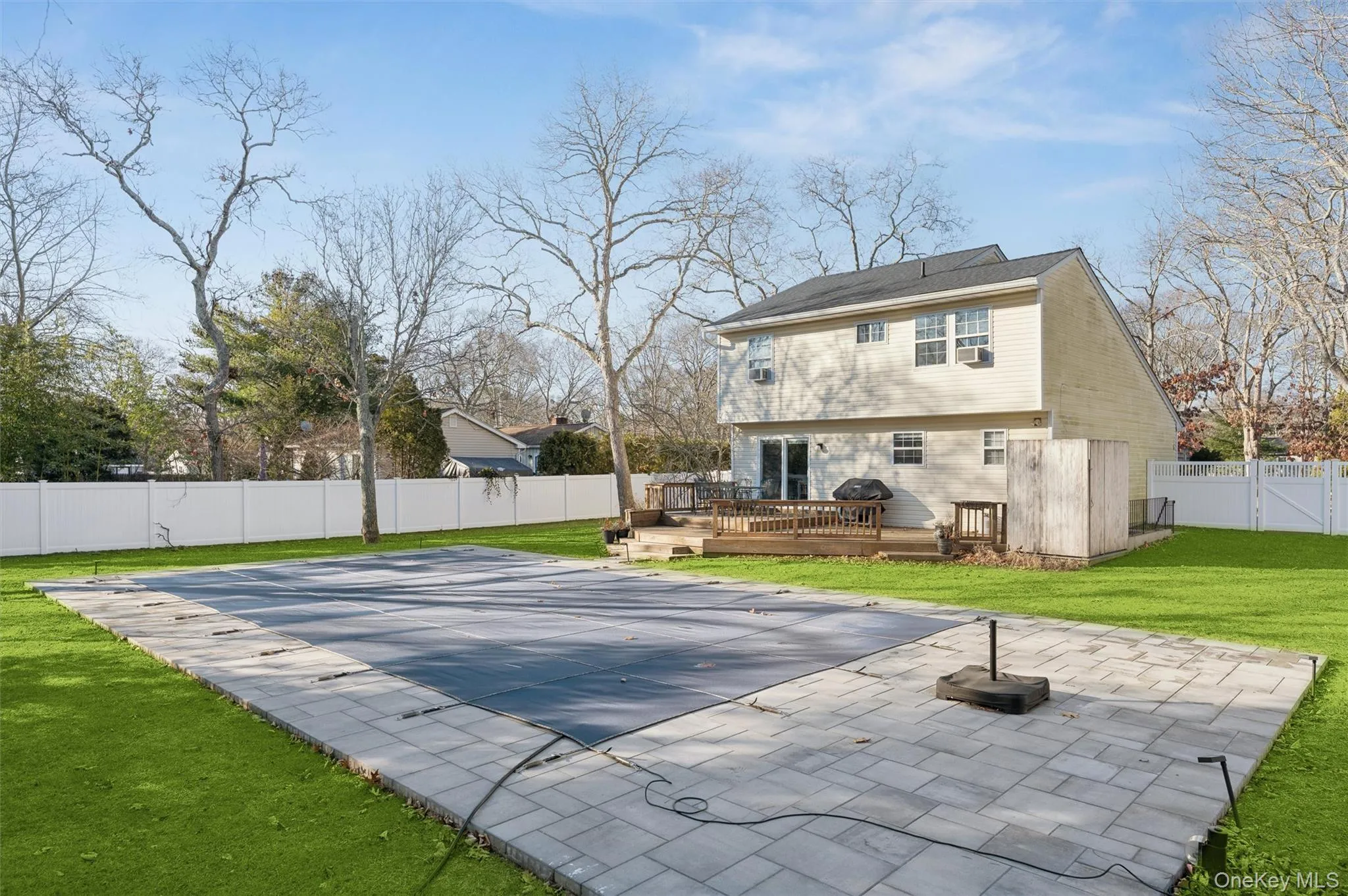 7 Huckleberry Lane, Southampton, NY, 4 Bedrooms Bedrooms, 7 Rooms Rooms,2 BathroomsBathrooms,Residential Lease,For Rent,Huckleberry,0,952253 7 Huckleberry Lane, Southampton, NY, 4 Bedrooms Bedrooms, 7 Rooms Rooms,2 BathroomsBathrooms,Residential Lease,For Rent,Huckleberry,0,952253