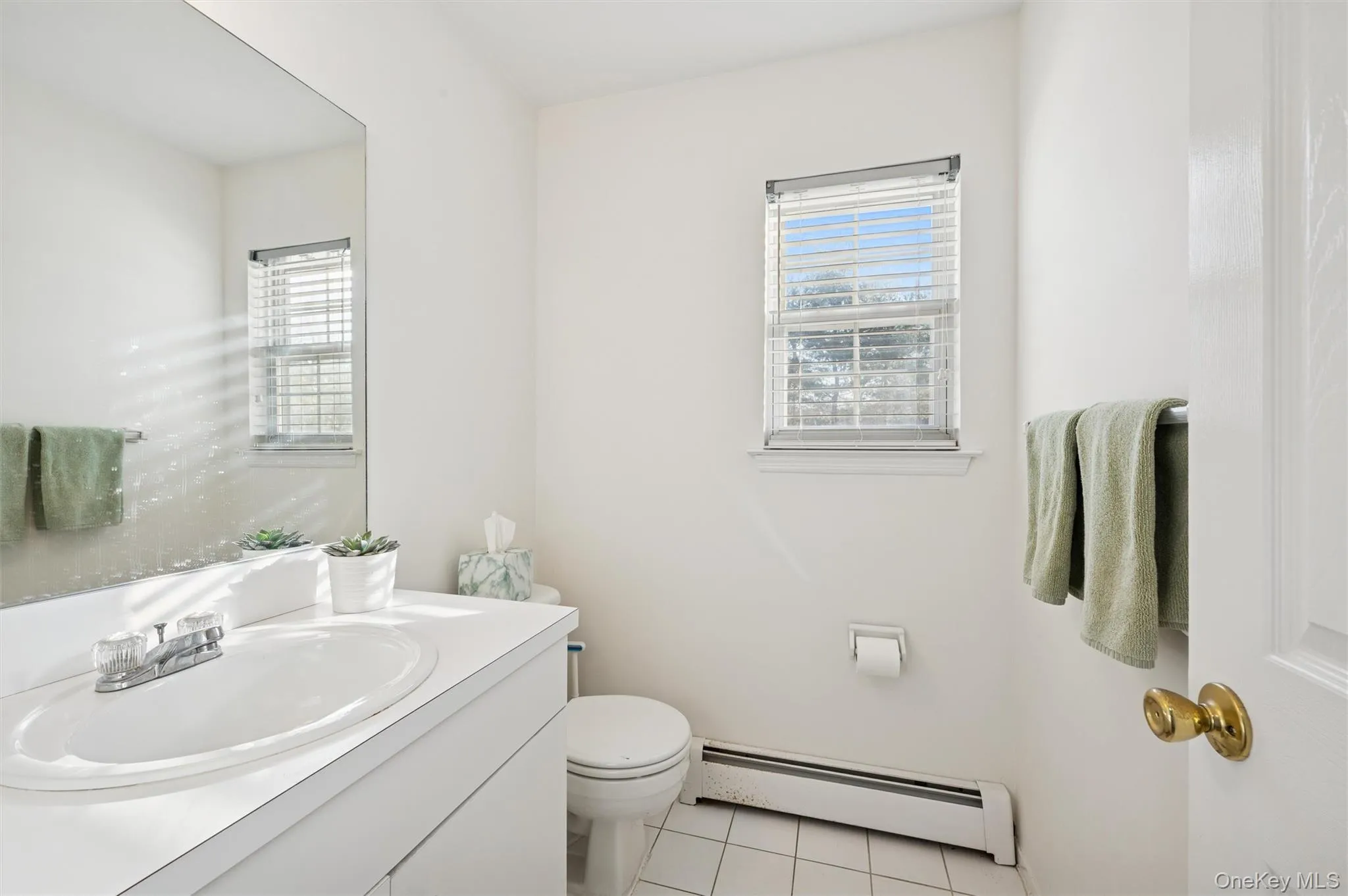 7 Huckleberry Lane, Southampton, NY, 4 Bedrooms Bedrooms, 7 Rooms Rooms,2 BathroomsBathrooms,Residential Lease,For Rent,Huckleberry,0,952253 7 Huckleberry Lane, Southampton, NY, 4 Bedrooms Bedrooms, 7 Rooms Rooms,2 BathroomsBathrooms,Residential Lease,For Rent,Huckleberry,0,952253
