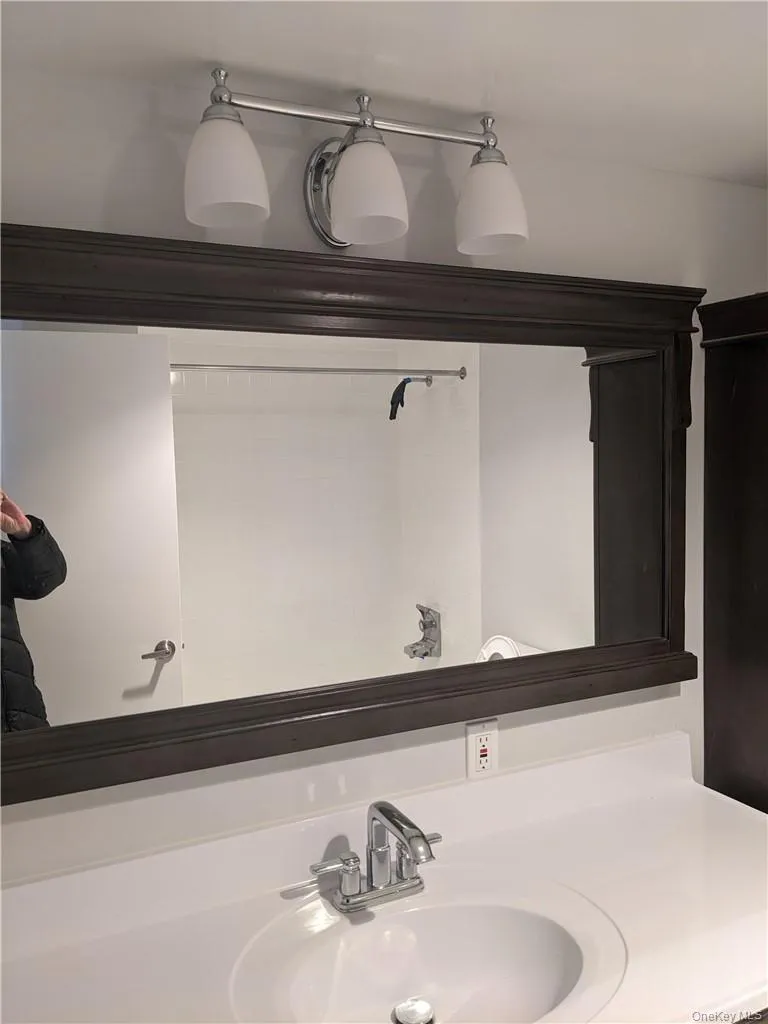 10 Wild Oaks Road, Lewisboro, NY, 1 Bedroom Bedrooms, 3 Rooms Rooms,1 BathroomBathrooms,Residential Lease,For Rent,Wild Oaks,0,952269 10 Wild Oaks Road, Lewisboro, NY, 1 Bedroom Bedrooms, 3 Rooms Rooms,1 BathroomBathrooms,Residential Lease,For Rent,Wild Oaks,0,952269