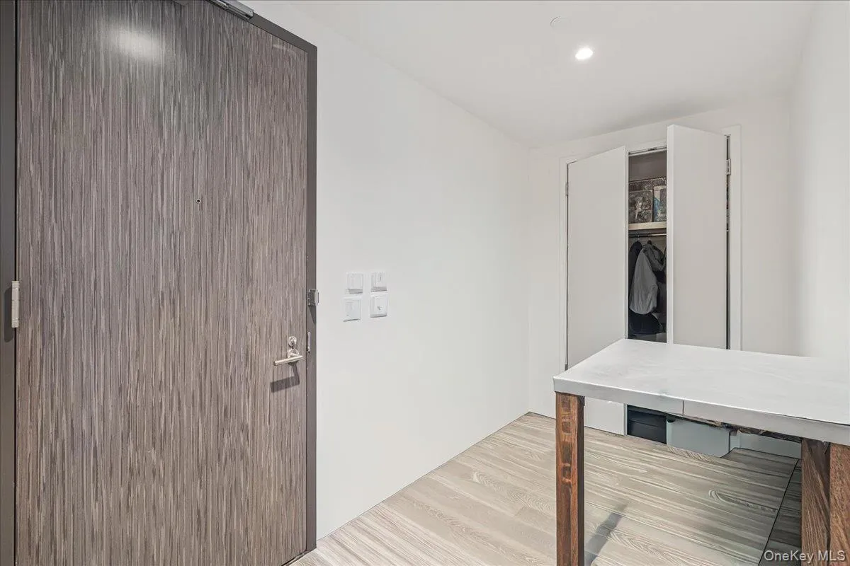 133-36 37th Avenue, New York, NY, 1 Bedroom Bedrooms, 4 Rooms Rooms,1 BathroomBathrooms,Residential,For Rent,37th,0,952282 133-36 37th Avenue, New York, NY, 1 Bedroom Bedrooms, 4 Rooms Rooms,1 BathroomBathrooms,Residential,For Rent,37th,0,952282