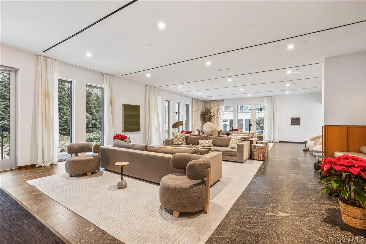 133-36 37th Avenue, New York, NY, 1 Bedroom Bedrooms, 4 Rooms Rooms,1 BathroomBathrooms,Residential,For Rent,37th,0,952282 133-36 37th Avenue, New York, NY, 1 Bedroom Bedrooms, 4 Rooms Rooms,1 BathroomBathrooms,Residential,For Rent,37th,0,952282