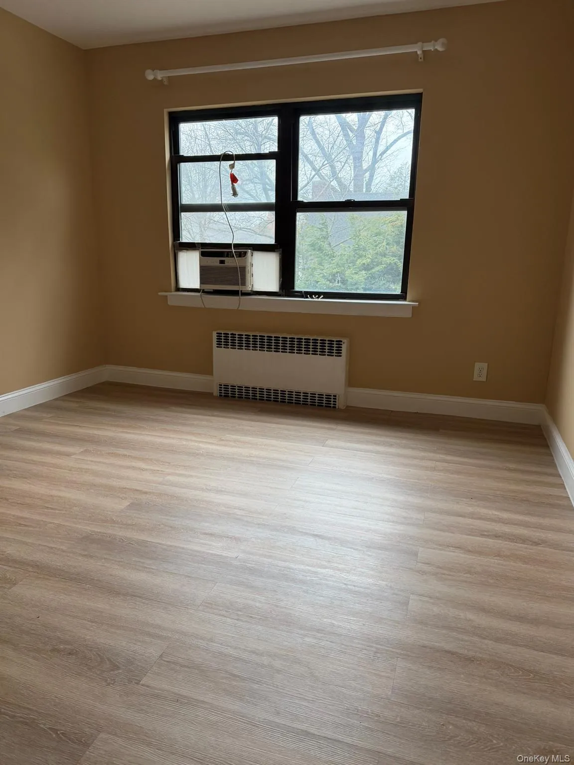 40-12 209th Street, New York, NY, 2 Bedrooms Bedrooms, 5 Rooms Rooms,1 BathroomBathrooms,Residential Lease,For Rent,209th,0,952305 40-12 209th Street, New York, NY, 2 Bedrooms Bedrooms, 5 Rooms Rooms,1 BathroomBathrooms,Residential Lease,For Rent,209th,0,952305