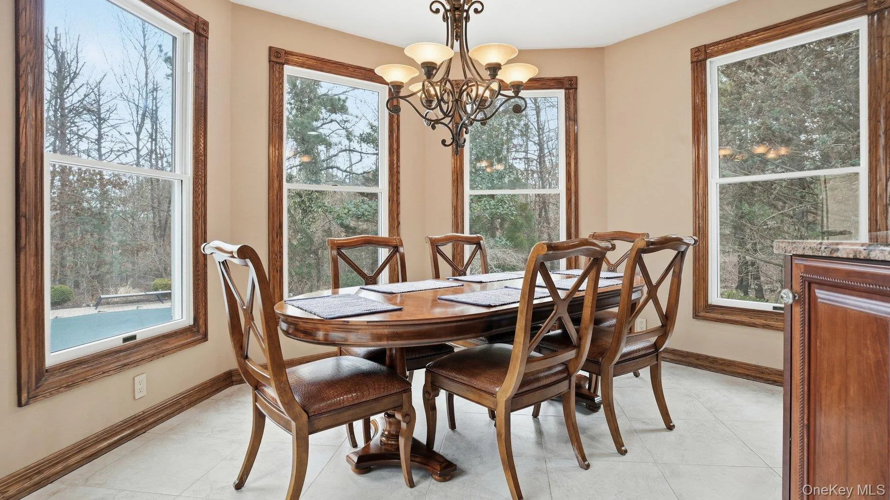131 Malloy Drive, Southampton, NY, 4 Bedrooms Bedrooms, 7 Rooms Rooms,4 BathroomsBathrooms,Residential Sale,For Rent,Malloy,0,952308 131 Malloy Drive, Southampton, NY, 4 Bedrooms Bedrooms, 7 Rooms Rooms,4 BathroomsBathrooms,Residential Sale,For Rent,Malloy,0,952308