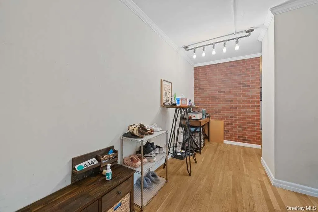 3850 Sedgwick Avenue, New York, NY, 2 Bedrooms Bedrooms, 4 Rooms Rooms,1 BathroomBathrooms,Residential Lease,Idx,Sedgwick,0,952350 3850 Sedgwick Avenue, New York, NY, 2 Bedrooms Bedrooms, 4 Rooms Rooms,1 BathroomBathrooms,Residential Lease,Idx,Sedgwick,0,952350