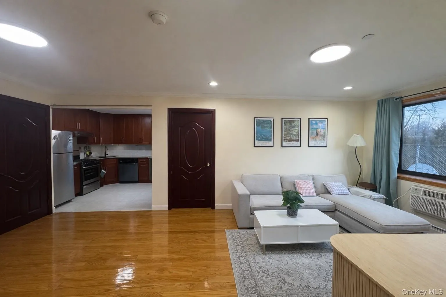7548 Parsons Boulevard, New York, NY, 2 Bedrooms Bedrooms, 5 Rooms Rooms,2 BathroomsBathrooms,Residential Sale,For Rent,Parsons,0,952356 7548 Parsons Boulevard, New York, NY, 2 Bedrooms Bedrooms, 5 Rooms Rooms,2 BathroomsBathrooms,Residential Sale,For Rent,Parsons,0,952356