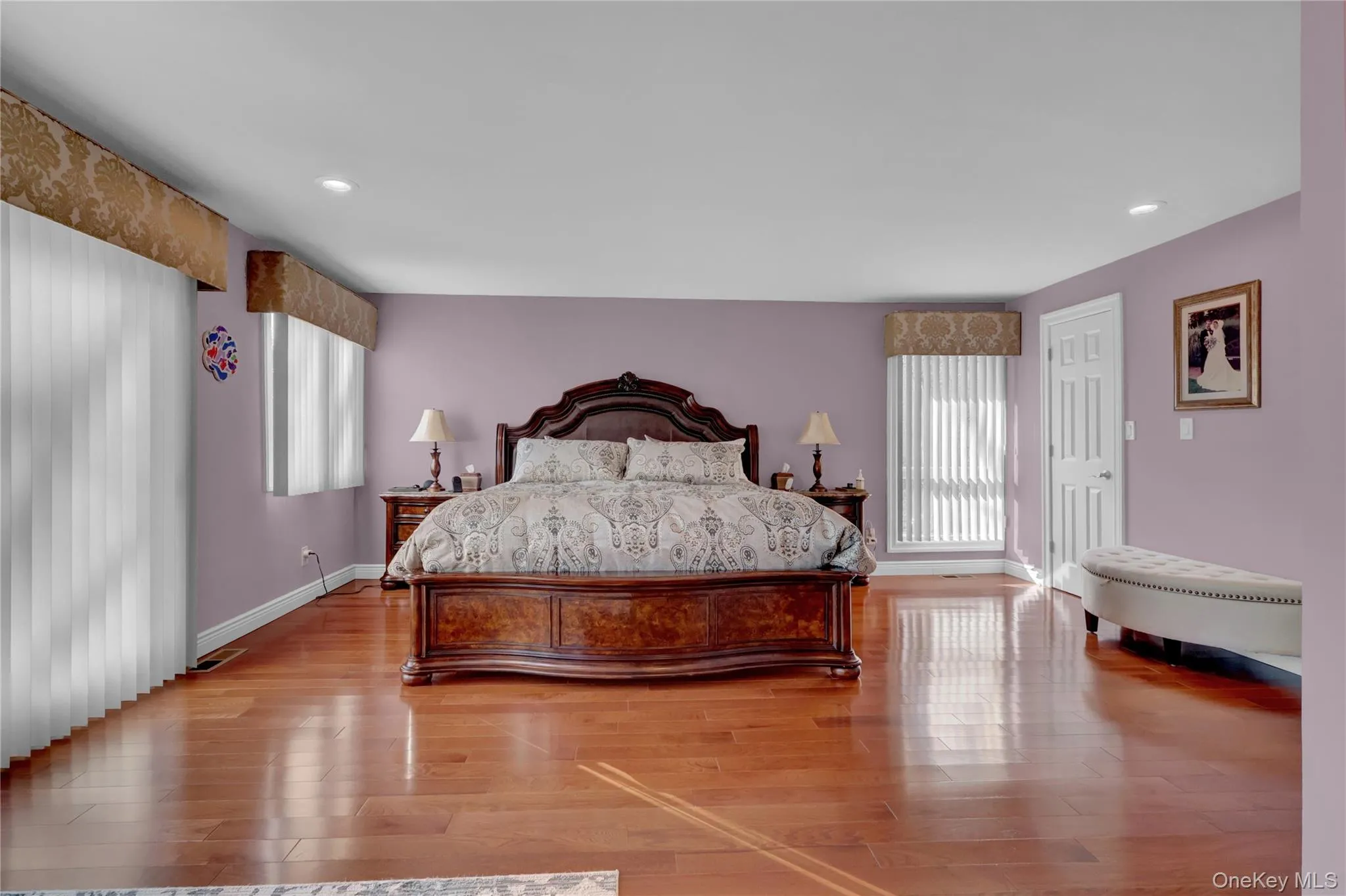 2 Riverview Terrace, Smithtown, NY, 6 Bedrooms Bedrooms, 15 Rooms Rooms,5 BathroomsBathrooms,Residential,For Rent,Riverview,0,952372 2 Riverview Terrace, Smithtown, NY, 6 Bedrooms Bedrooms, 15 Rooms Rooms,5 BathroomsBathrooms,Residential,For Rent,Riverview,0,952372