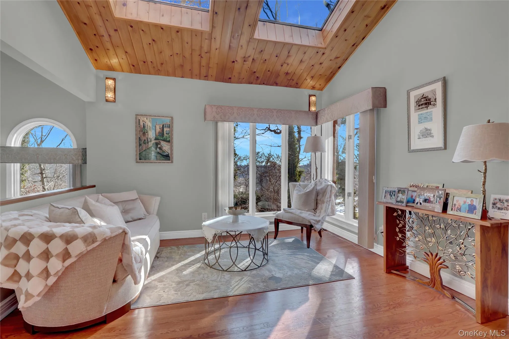 2 Riverview Terrace, Smithtown, NY, 6 Bedrooms Bedrooms, 15 Rooms Rooms,5 BathroomsBathrooms,Residential,For Rent,Riverview,0,952372 2 Riverview Terrace, Smithtown, NY, 6 Bedrooms Bedrooms, 15 Rooms Rooms,5 BathroomsBathrooms,Residential,For Rent,Riverview,0,952372