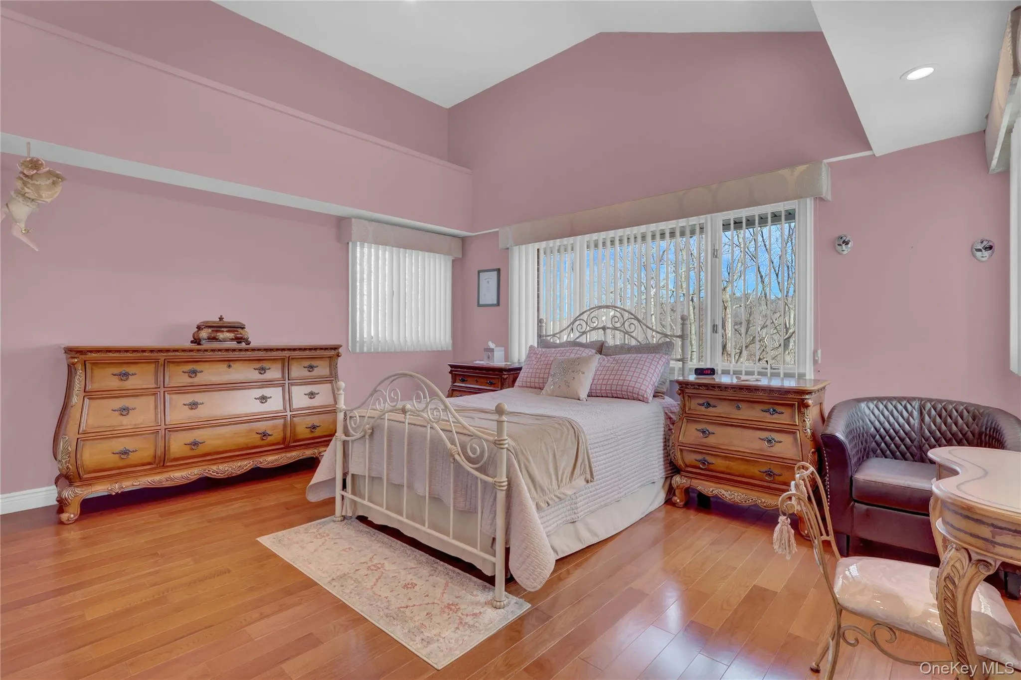 2 Riverview Terrace, Smithtown, NY, 6 Bedrooms Bedrooms, 15 Rooms Rooms,5 BathroomsBathrooms,Residential,For Rent,Riverview,0,952372 2 Riverview Terrace, Smithtown, NY, 6 Bedrooms Bedrooms, 15 Rooms Rooms,5 BathroomsBathrooms,Residential,For Rent,Riverview,0,952372