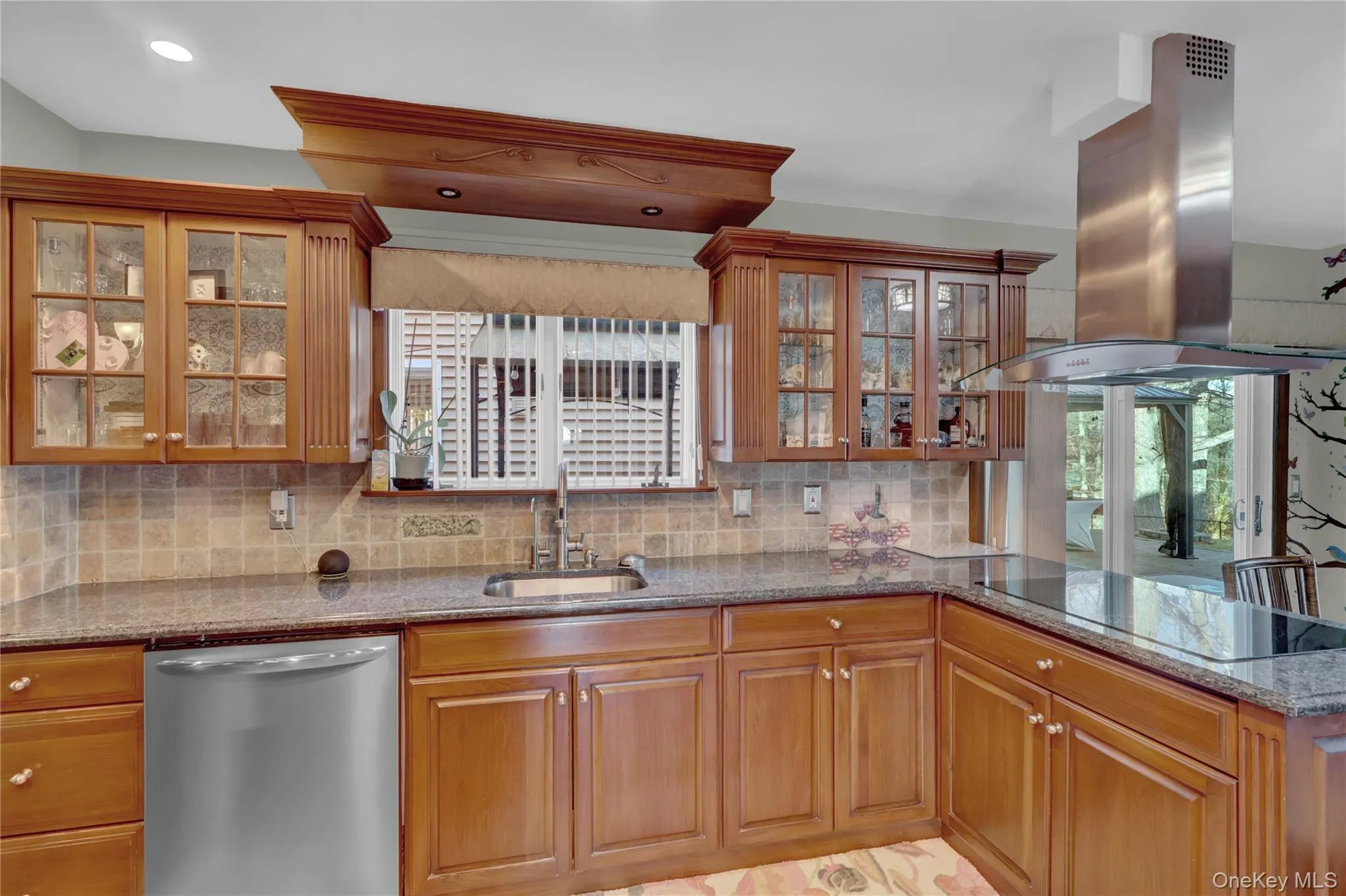 2 Riverview Terrace, Smithtown, NY, 6 Bedrooms Bedrooms, 15 Rooms Rooms,5 BathroomsBathrooms,Residential,For Rent,Riverview,0,952372 2 Riverview Terrace, Smithtown, NY, 6 Bedrooms Bedrooms, 15 Rooms Rooms,5 BathroomsBathrooms,Residential,For Rent,Riverview,0,952372