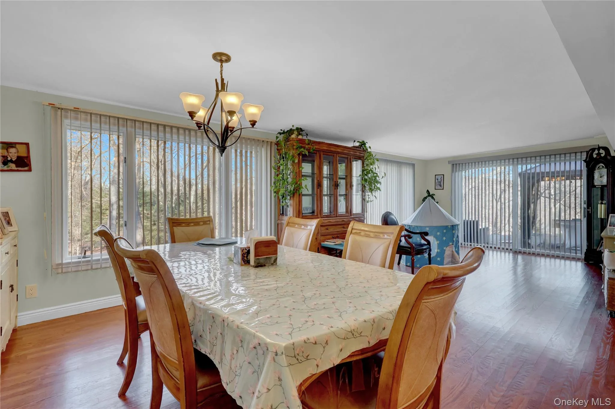 2 Riverview Terrace, Smithtown, NY, 6 Bedrooms Bedrooms, 15 Rooms Rooms,5 BathroomsBathrooms,Residential,For Rent,Riverview,0,952372 2 Riverview Terrace, Smithtown, NY, 6 Bedrooms Bedrooms, 15 Rooms Rooms,5 BathroomsBathrooms,Residential,For Rent,Riverview,0,952372