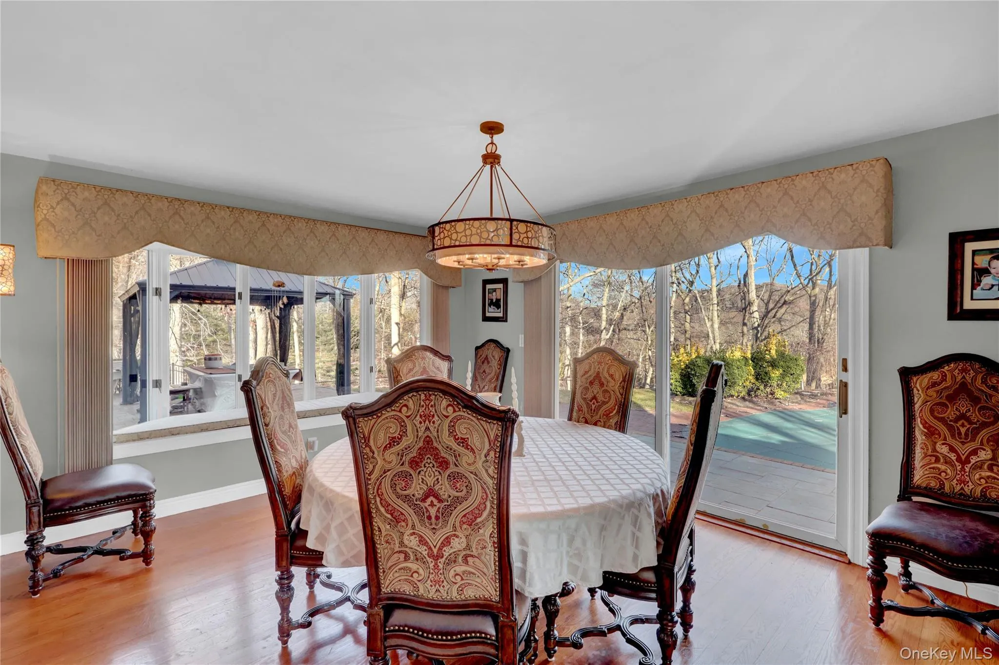2 Riverview Terrace, Smithtown, NY, 6 Bedrooms Bedrooms, 15 Rooms Rooms,5 BathroomsBathrooms,Residential,For Rent,Riverview,0,952372 2 Riverview Terrace, Smithtown, NY, 6 Bedrooms Bedrooms, 15 Rooms Rooms,5 BathroomsBathrooms,Residential,For Rent,Riverview,0,952372