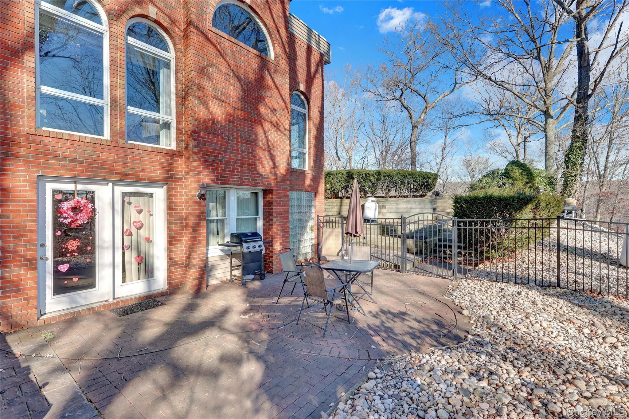 2 Riverview Terrace, Smithtown, NY, 6 Bedrooms Bedrooms, 15 Rooms Rooms,5 BathroomsBathrooms,Residential,For Rent,Riverview,0,952372 2 Riverview Terrace, Smithtown, NY, 6 Bedrooms Bedrooms, 15 Rooms Rooms,5 BathroomsBathrooms,Residential,For Rent,Riverview,0,952372