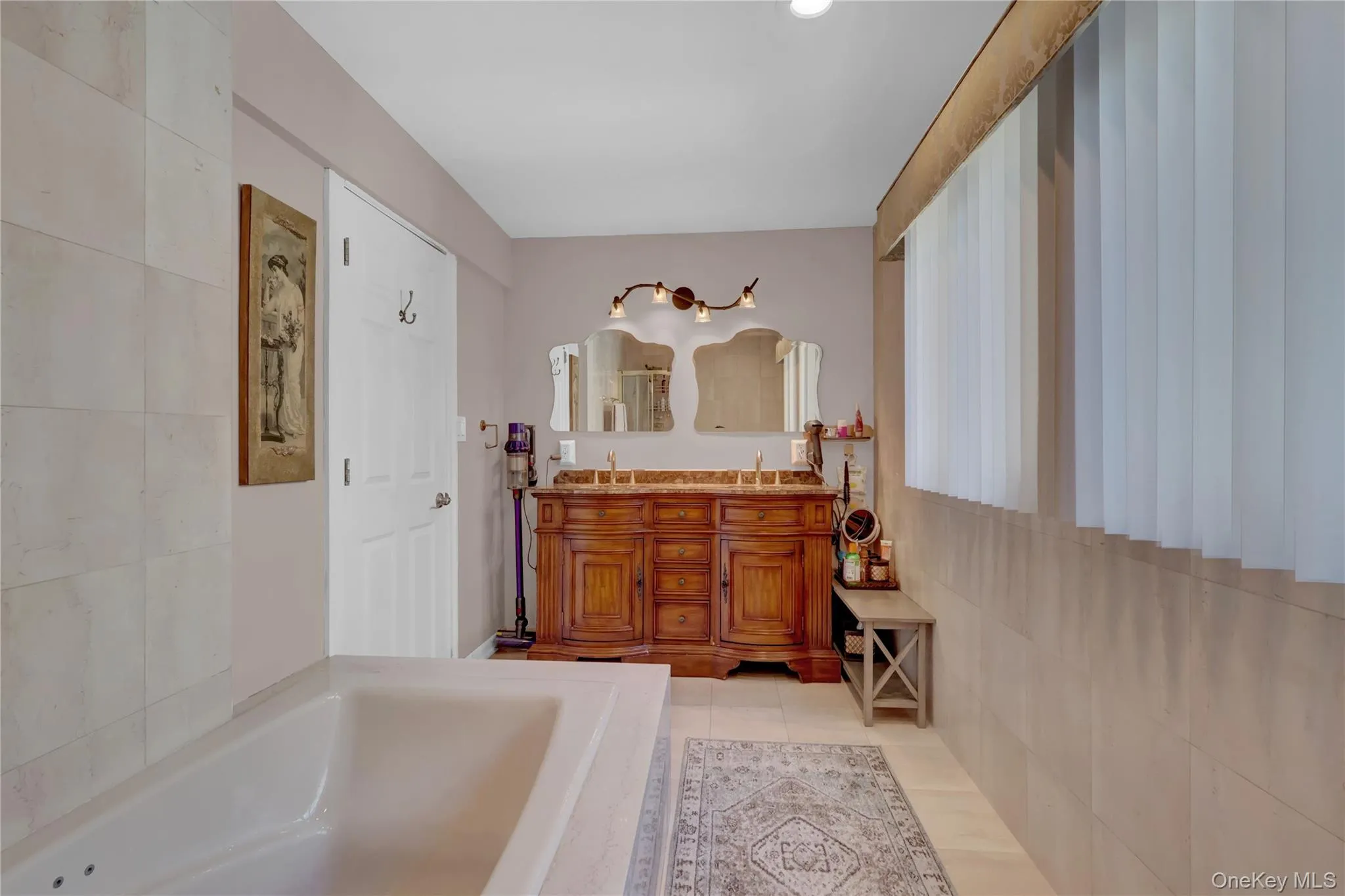 2 Riverview Terrace, Smithtown, NY, 6 Bedrooms Bedrooms, 15 Rooms Rooms,5 BathroomsBathrooms,Residential,For Rent,Riverview,0,952372 2 Riverview Terrace, Smithtown, NY, 6 Bedrooms Bedrooms, 15 Rooms Rooms,5 BathroomsBathrooms,Residential,For Rent,Riverview,0,952372