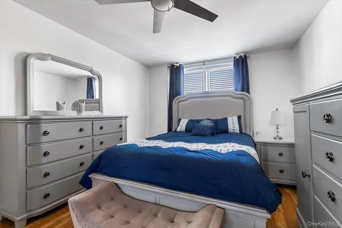 5425 Valles Avenue, New York, NY, 2 Bedrooms Bedrooms, 4 Rooms Rooms,1 BathroomBathrooms,Residential,For Rent,Valles,0,952433 5425 Valles Avenue, New York, NY, 2 Bedrooms Bedrooms, 4 Rooms Rooms,1 BathroomBathrooms,Residential,For Rent,Valles,0,952433
