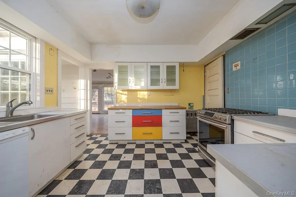 102 Wiley Street, Montgomery, NY, 4 Bedrooms Bedrooms, 12 Rooms Rooms,3 BathroomsBathrooms,Residential,For Rent,Wiley,0,952456 102 Wiley Street, Montgomery, NY, 4 Bedrooms Bedrooms, 12 Rooms Rooms,3 BathroomsBathrooms,Residential,For Rent,Wiley,0,952456