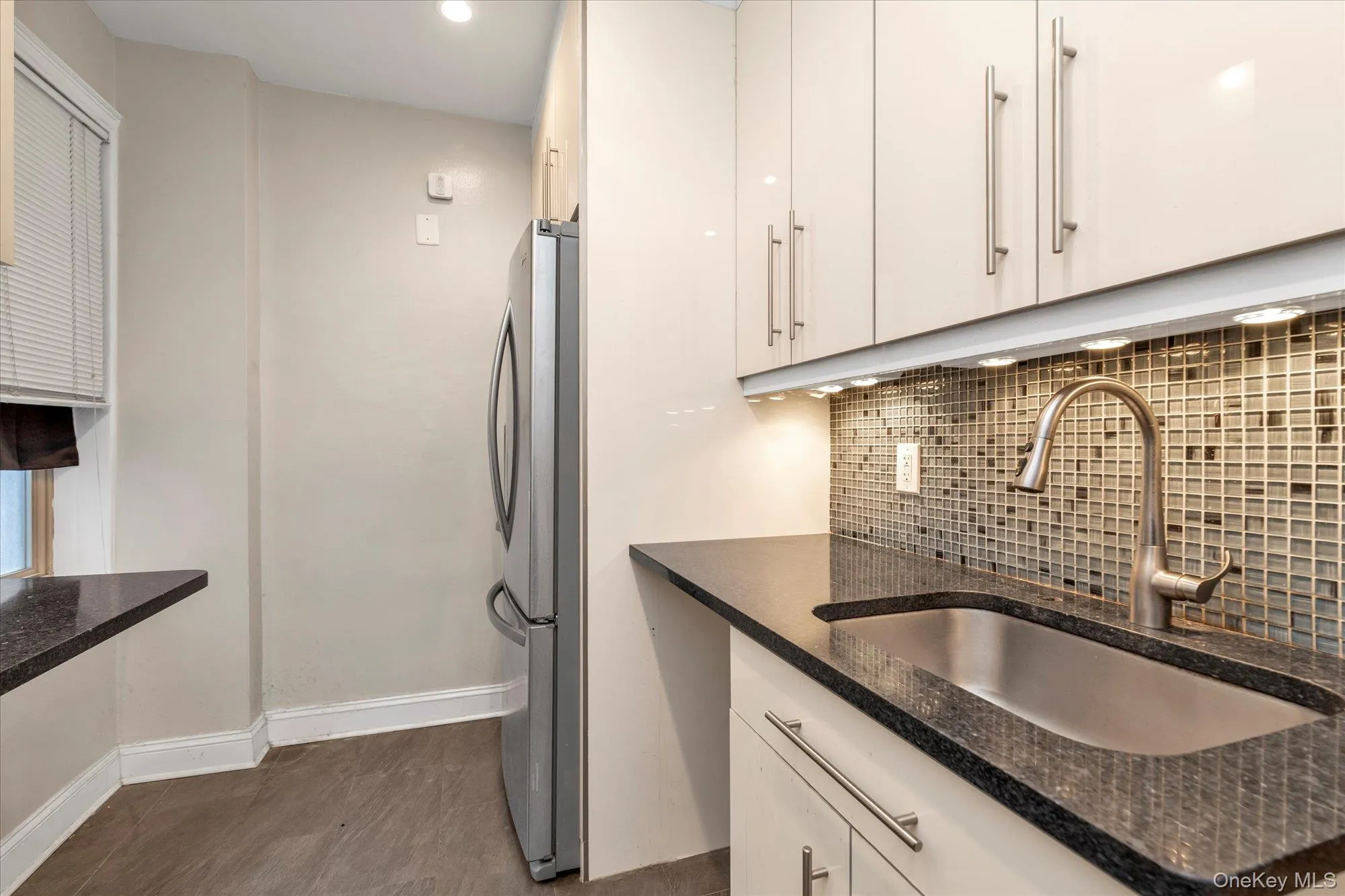 48-35 43 Street, New York, NY, 2 Bedrooms Bedrooms, 4 Rooms Rooms,1 BathroomBathrooms,Residential,For Rent,43,0,952457 48-35 43 Street, New York, NY, 2 Bedrooms Bedrooms, 4 Rooms Rooms,1 BathroomBathrooms,Residential,For Rent,43,0,952457