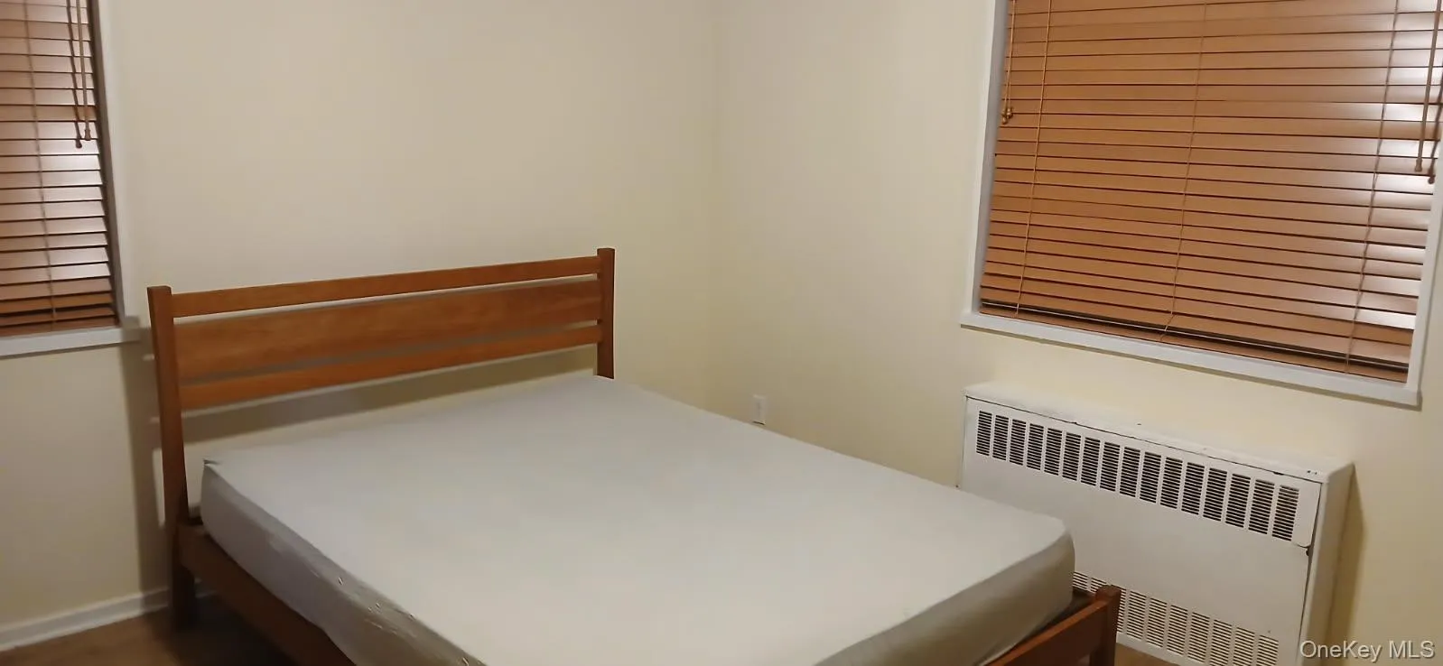 224-04 Manor Road, New York, NY, 2 Bedrooms Bedrooms, 5 Rooms Rooms,1 BathroomBathrooms,Residential,For Rent,Manor,0,952468 224-04 Manor Road, New York, NY, 2 Bedrooms Bedrooms, 5 Rooms Rooms,1 BathroomBathrooms,Residential,For Rent,Manor,0,952468