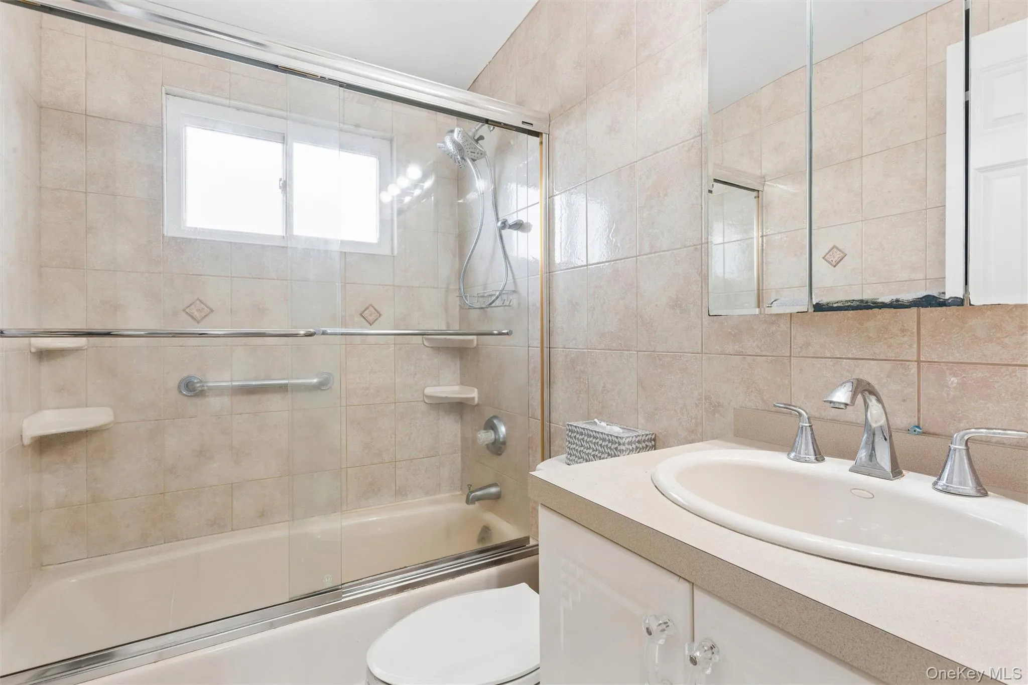 276 Hudson Avenue, Hempstead, NY, 5 Bedrooms Bedrooms, 8 Rooms Rooms,2 BathroomsBathrooms,Residential,For Rent,Hudson,0,952472 276 Hudson Avenue, Hempstead, NY, 5 Bedrooms Bedrooms, 8 Rooms Rooms,2 BathroomsBathrooms,Residential,For Rent,Hudson,0,952472