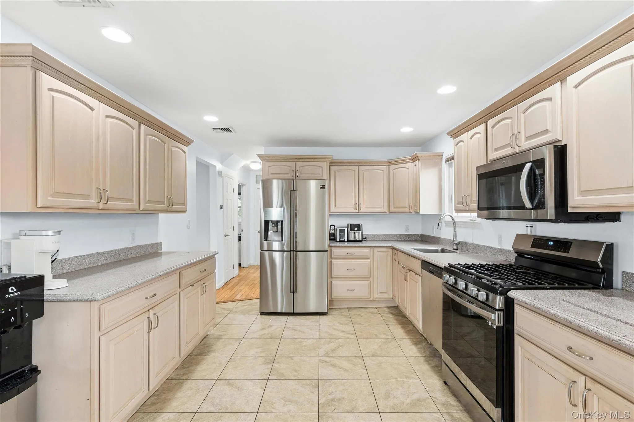 276 Hudson Avenue, Hempstead, NY, 5 Bedrooms Bedrooms, 8 Rooms Rooms,2 BathroomsBathrooms,Residential,For Rent,Hudson,0,952472 276 Hudson Avenue, Hempstead, NY, 5 Bedrooms Bedrooms, 8 Rooms Rooms,2 BathroomsBathrooms,Residential,For Rent,Hudson,0,952472