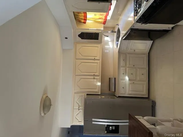 162 Rolling Street, Hempstead, NY, 3 Bedrooms Bedrooms, 6 Rooms Rooms,1 BathroomBathrooms,Residential Lease,Idx,Rolling,0,952479 162 Rolling Street, Hempstead, NY, 3 Bedrooms Bedrooms, 6 Rooms Rooms,1 BathroomBathrooms,Residential Lease,Idx,Rolling,0,952479