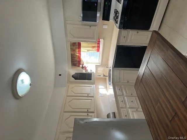 162 Rolling Street, Hempstead, NY, 3 Bedrooms Bedrooms, 6 Rooms Rooms,1 BathroomBathrooms,Residential Lease,Idx,Rolling,0,952479 162 Rolling Street, Hempstead, NY, 3 Bedrooms Bedrooms, 6 Rooms Rooms,1 BathroomBathrooms,Residential Lease,Idx,Rolling,0,952479