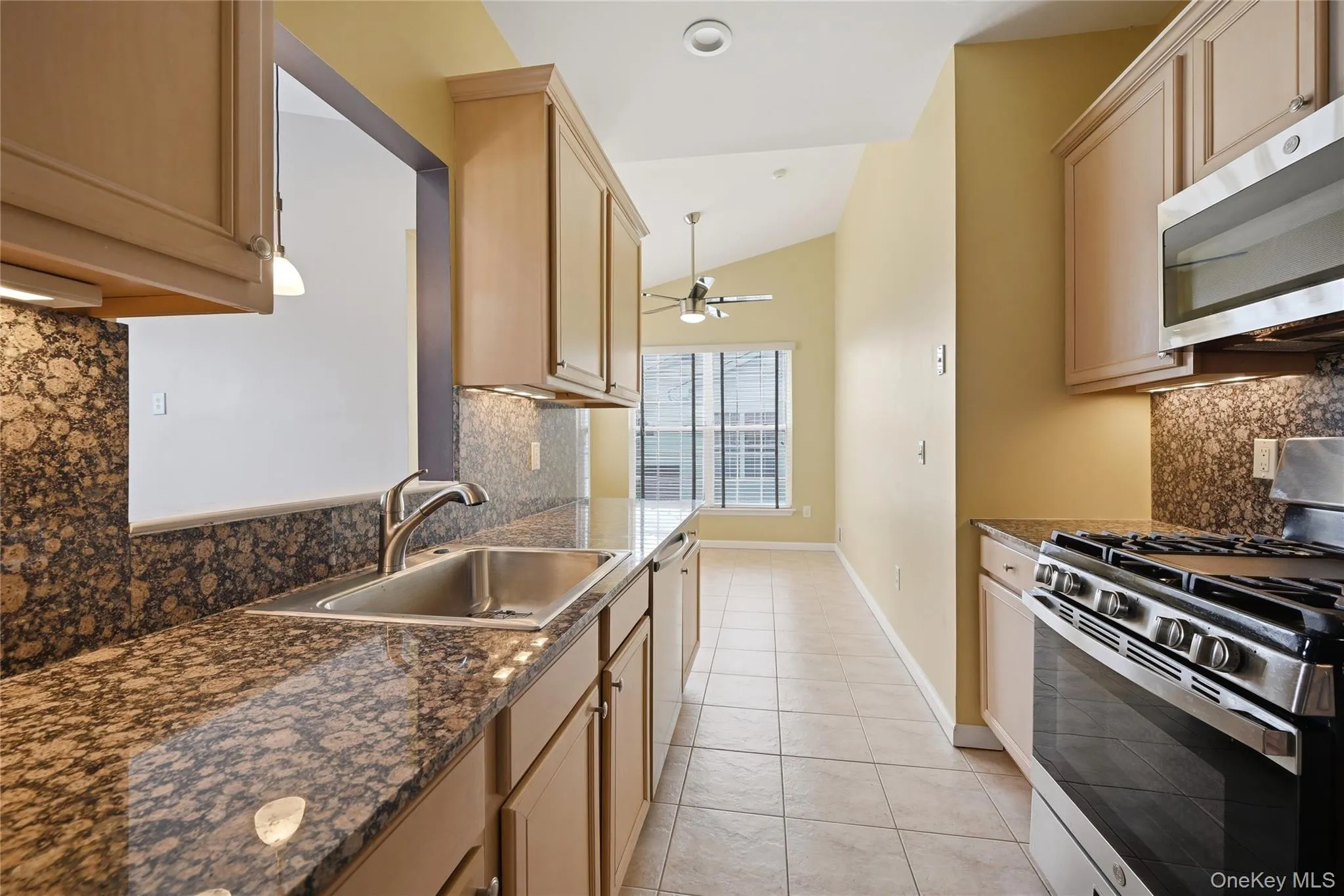 9 Shelly Lane, Brookhaven, NY, 2 Bedrooms Bedrooms, 10 Rooms Rooms,2 BathroomsBathrooms,Residential Lease,For Rent,Shelly,0,952488 9 Shelly Lane, Brookhaven, NY, 2 Bedrooms Bedrooms, 10 Rooms Rooms,2 BathroomsBathrooms,Residential Lease,For Rent,Shelly,0,952488