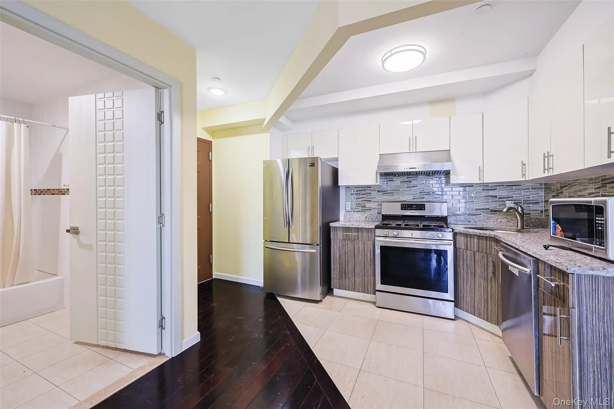 138-12 Northern Boulevard, New York, NY, 1 Bedroom Bedrooms, 4 Rooms Rooms,1 BathroomBathrooms,Residential Lease,Idx,Northern,0,952499 138-12 Northern Boulevard, New York, NY, 1 Bedroom Bedrooms, 4 Rooms Rooms,1 BathroomBathrooms,Residential Lease,Idx,Northern,0,952499