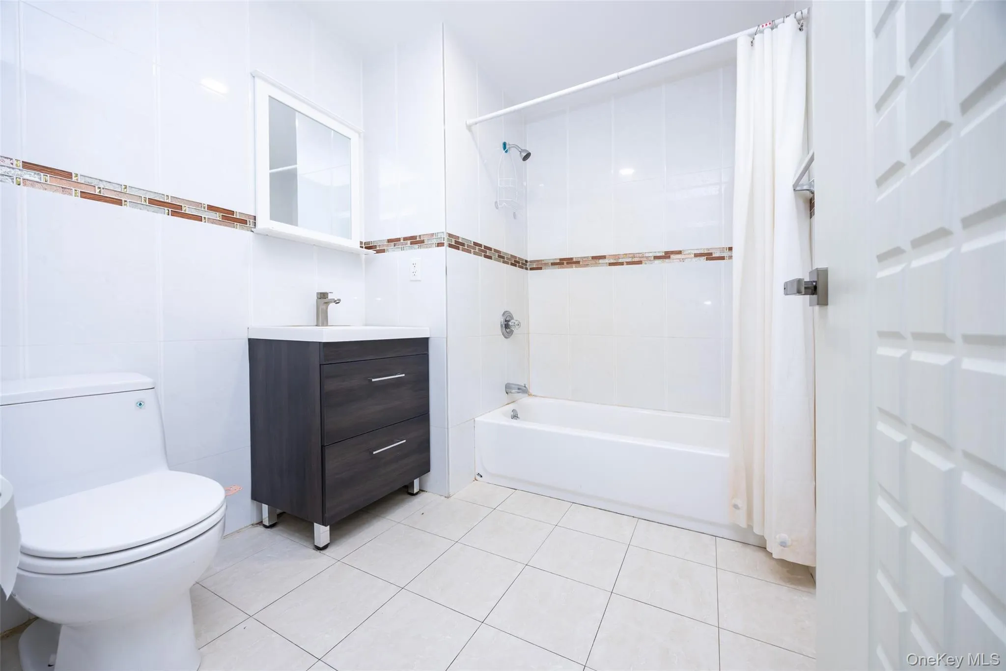 138-12 Northern Boulevard, New York, NY, 1 Bedroom Bedrooms, 4 Rooms Rooms,1 BathroomBathrooms,Residential Lease,Idx,Northern,0,952499 138-12 Northern Boulevard, New York, NY, 1 Bedroom Bedrooms, 4 Rooms Rooms,1 BathroomBathrooms,Residential Lease,Idx,Northern,0,952499