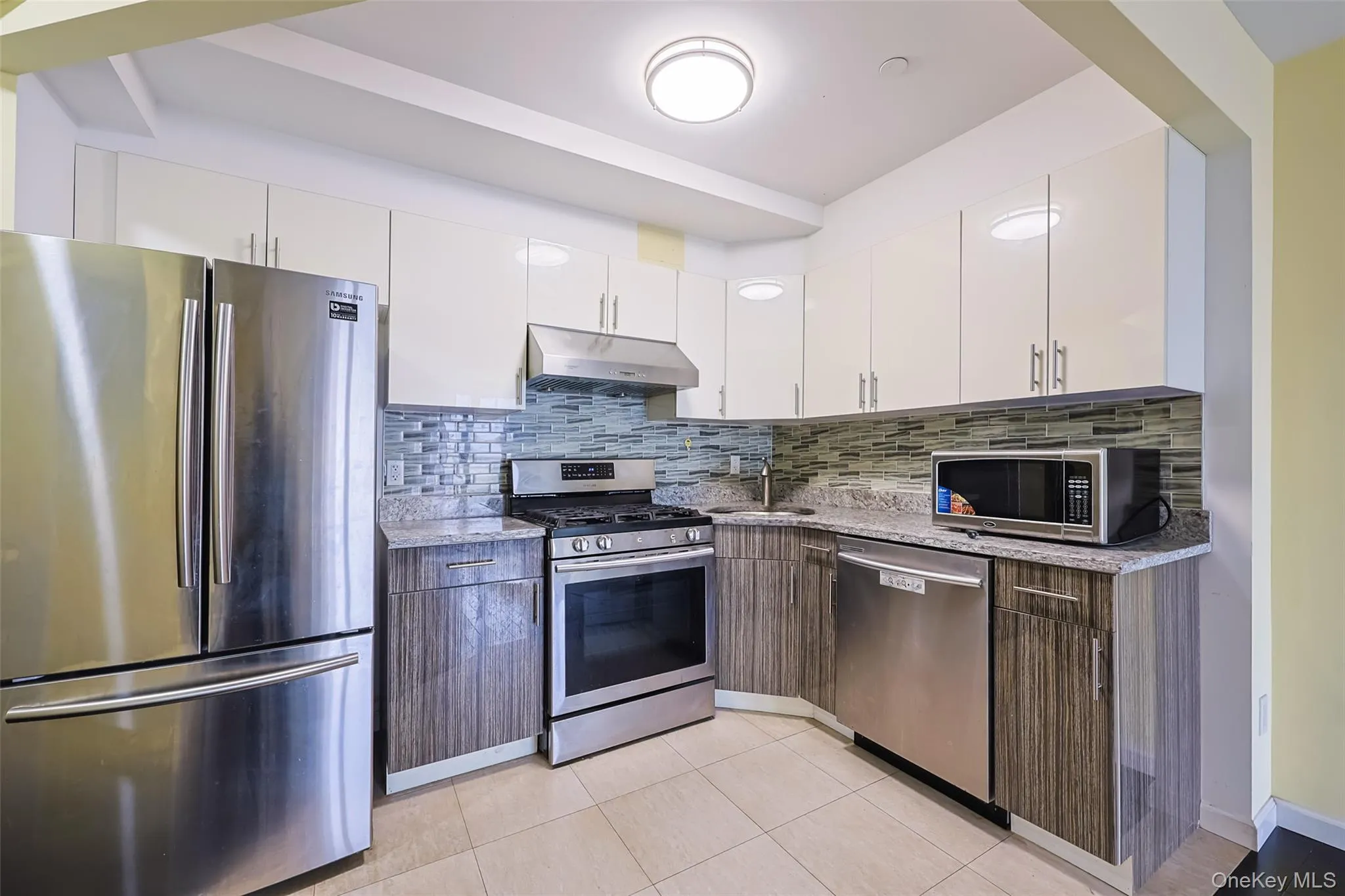 138-12 Northern Boulevard, New York, NY, 1 Bedroom Bedrooms, 4 Rooms Rooms,1 BathroomBathrooms,Residential Lease,Idx,Northern,0,952499 138-12 Northern Boulevard, New York, NY, 1 Bedroom Bedrooms, 4 Rooms Rooms,1 BathroomBathrooms,Residential Lease,Idx,Northern,0,952499