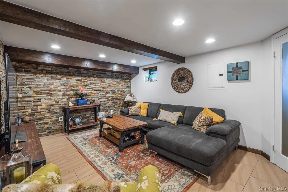 68-48 Fleet Street, New York, NY, 4 Bedrooms Bedrooms, 9 Rooms Rooms,3 BathroomsBathrooms,Residential Lease,Idx,Fleet,0,952504 68-48 Fleet Street, New York, NY, 4 Bedrooms Bedrooms, 9 Rooms Rooms,3 BathroomsBathrooms,Residential Lease,Idx,Fleet,0,952504