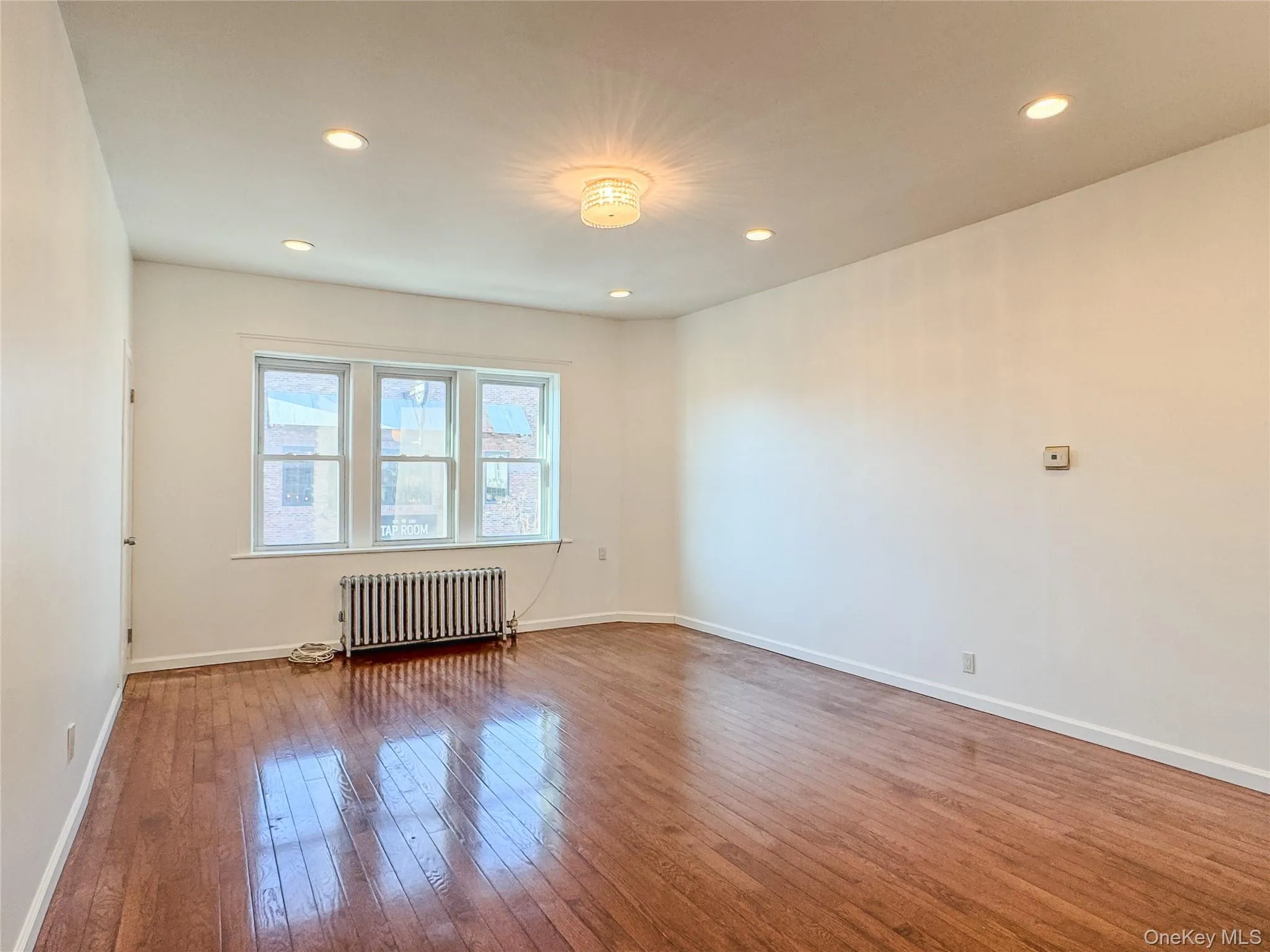 209-211 Main Street, Oyster Bay, NY, 2 Bedrooms Bedrooms, 4 Rooms Rooms,1 BathroomBathrooms,Residential Lease,Idx,Main,0,952510 209-211 Main Street, Oyster Bay, NY, 2 Bedrooms Bedrooms, 4 Rooms Rooms,1 BathroomBathrooms,Residential Lease,Idx,Main,0,952510