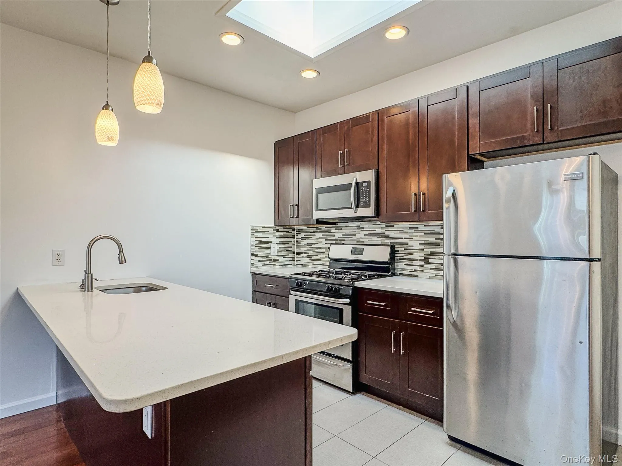 209-211 Main Street, Oyster Bay, NY, 2 Bedrooms Bedrooms, 4 Rooms Rooms,1 BathroomBathrooms,Residential Lease,Idx,Main,0,952510 209-211 Main Street, Oyster Bay, NY, 2 Bedrooms Bedrooms, 4 Rooms Rooms,1 BathroomBathrooms,Residential Lease,Idx,Main,0,952510